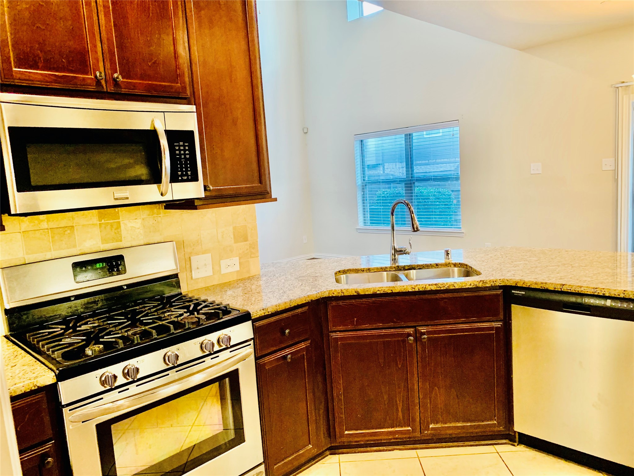 912 Brookville Court