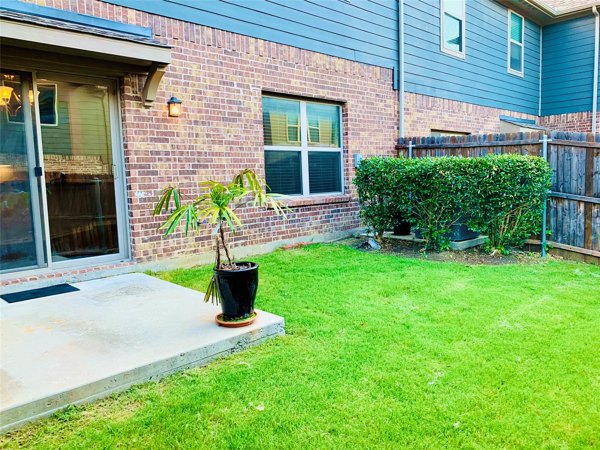 912 Brookville Court