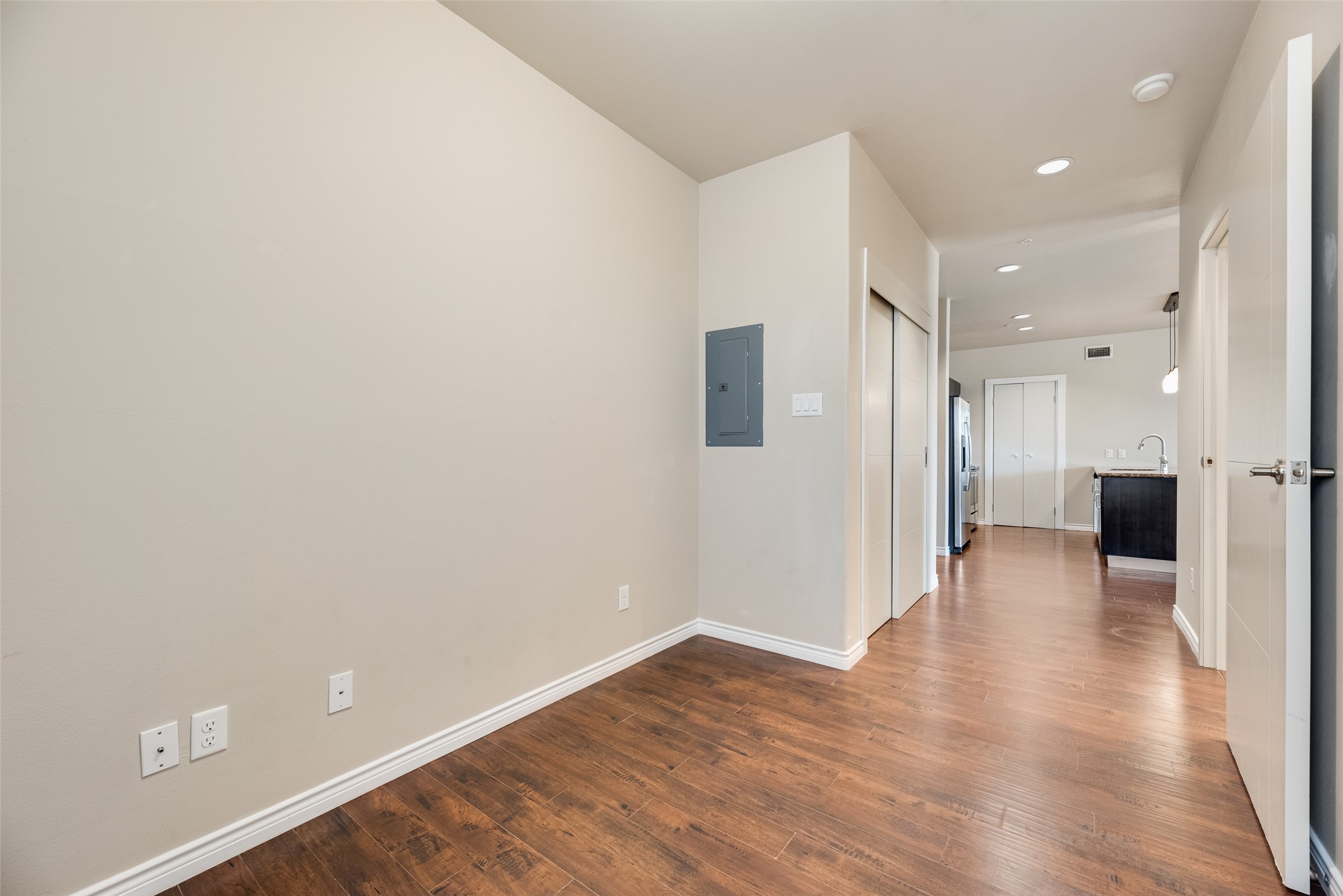 1100 W Trinity Mills Road 2040