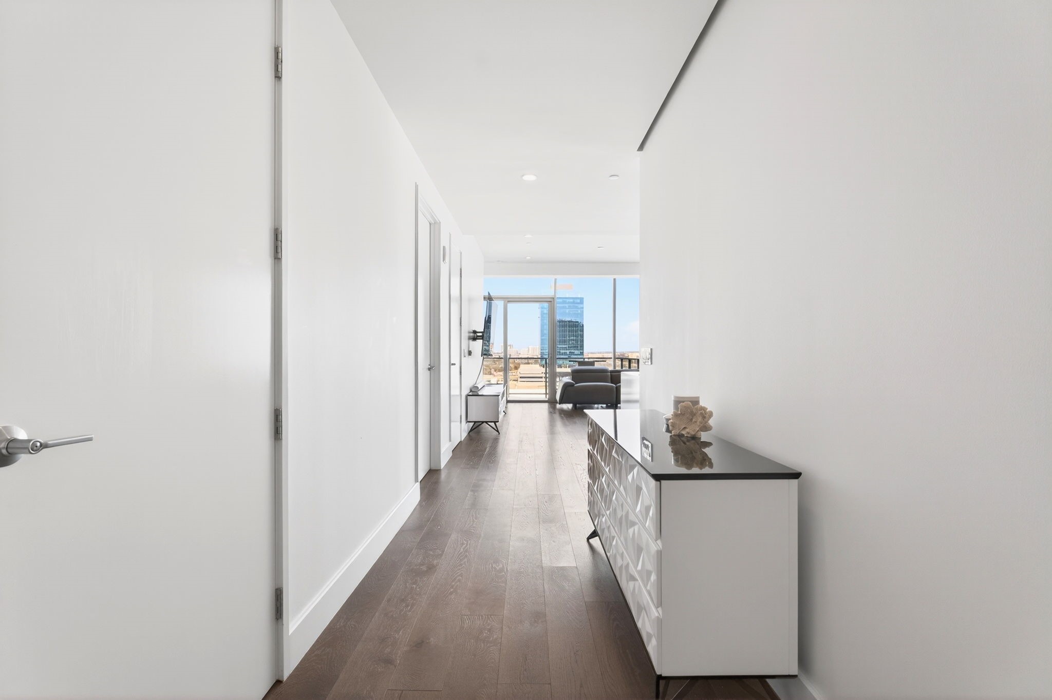 7901 Windrose Avenue 1203