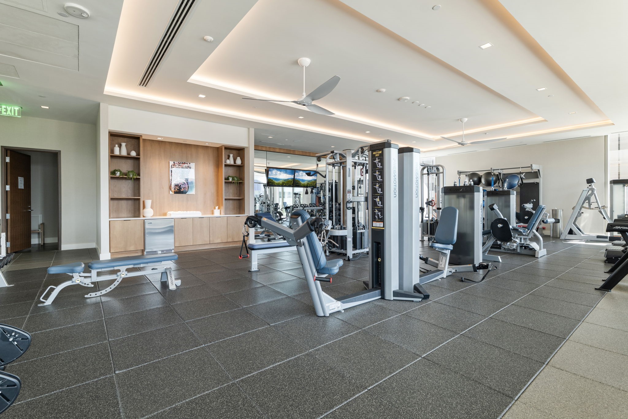 7901 Windrose Avenue 1203