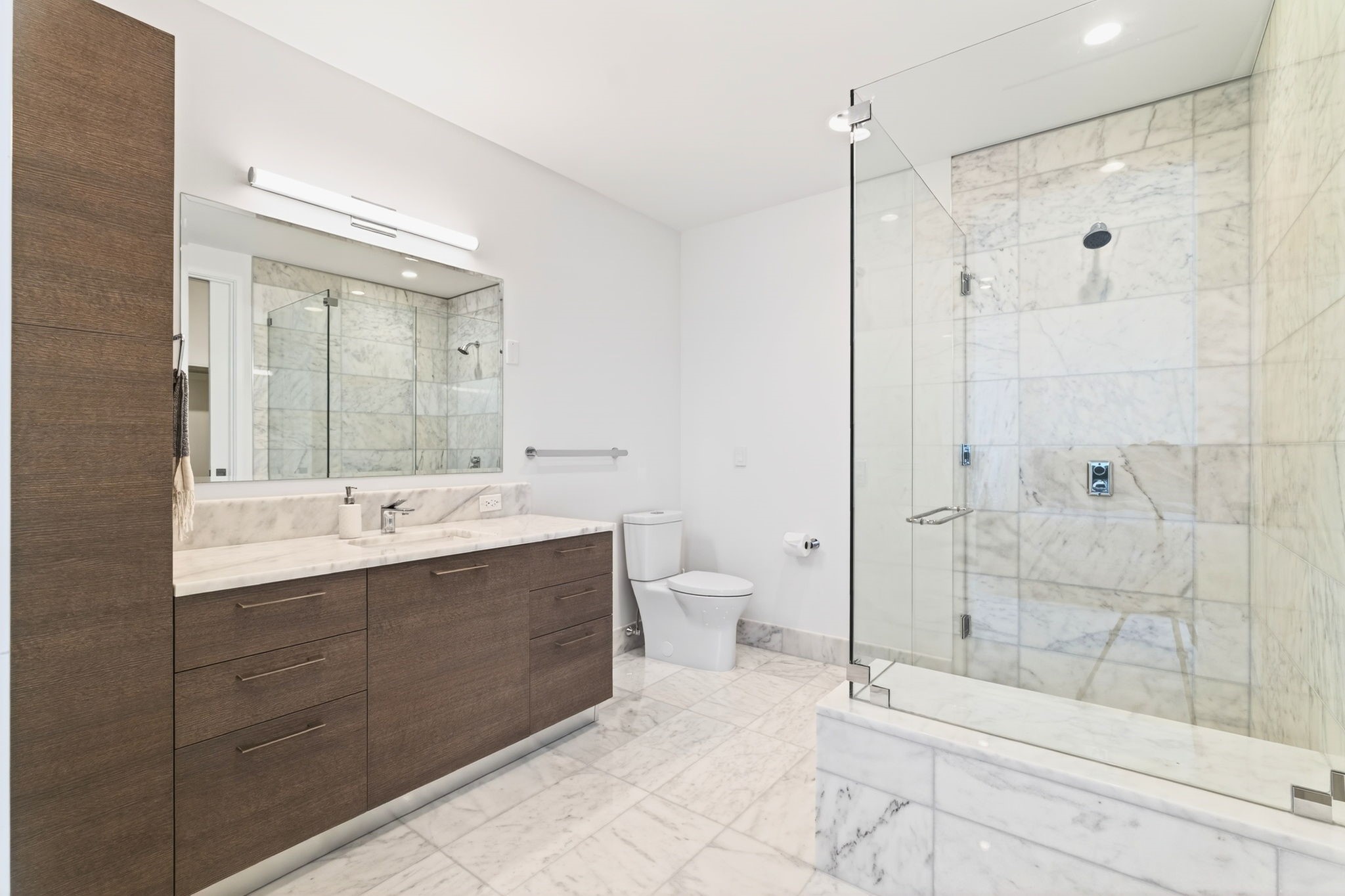 7901 Windrose Avenue 1203