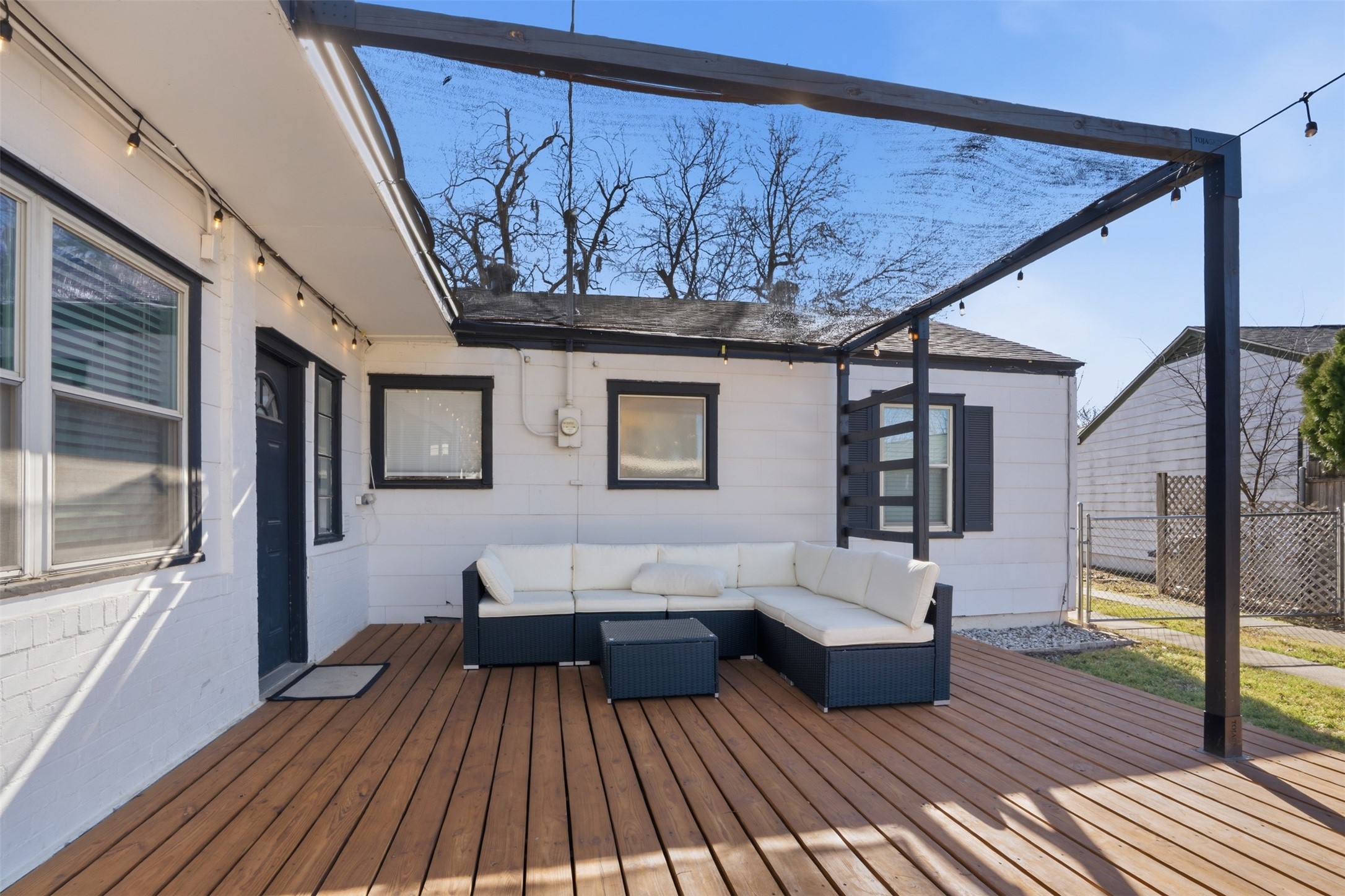 3824 Desert Ridge Drive