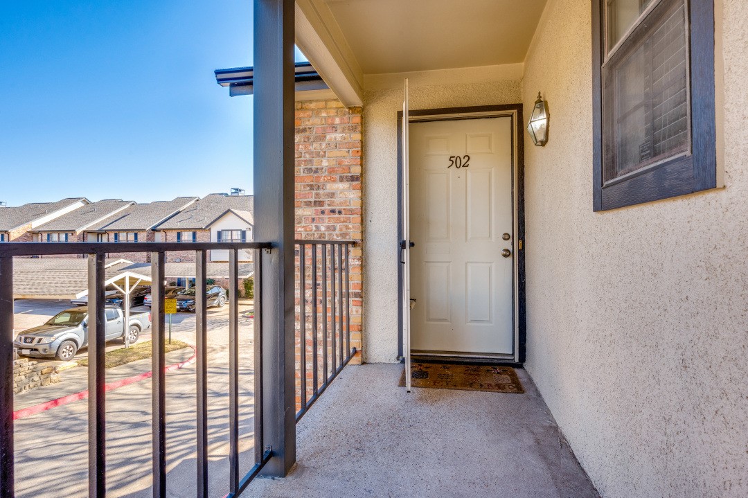 2835 Keller Springs 502