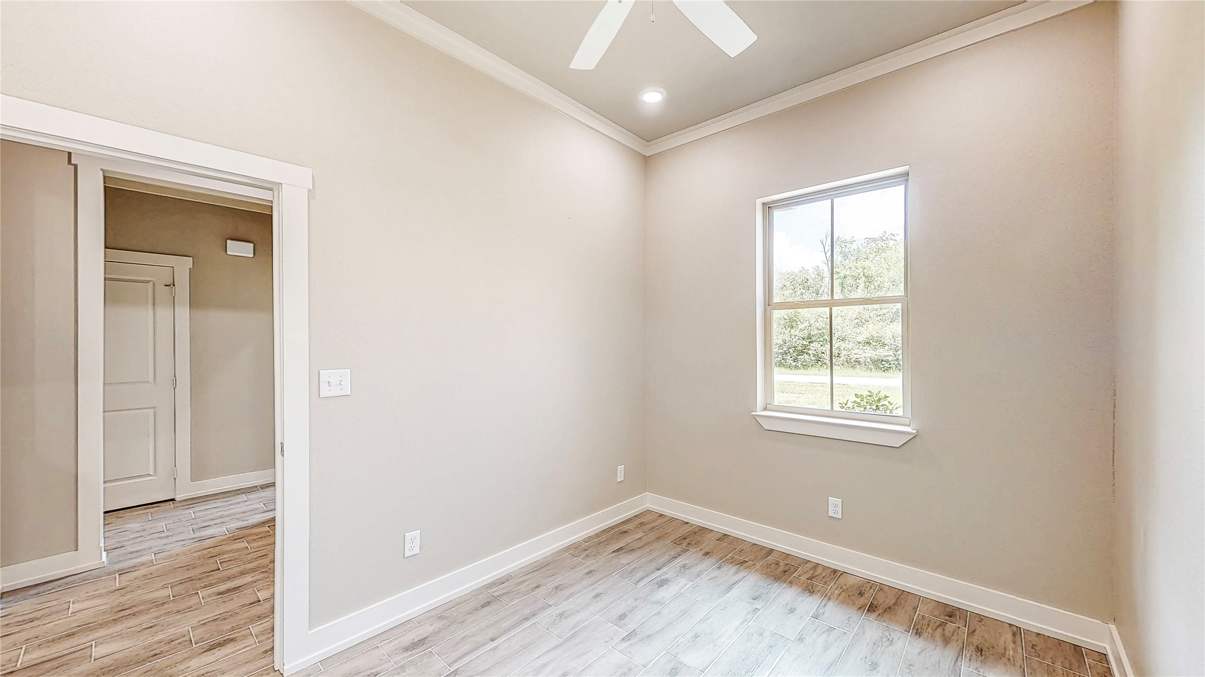 213 S Loveless Street