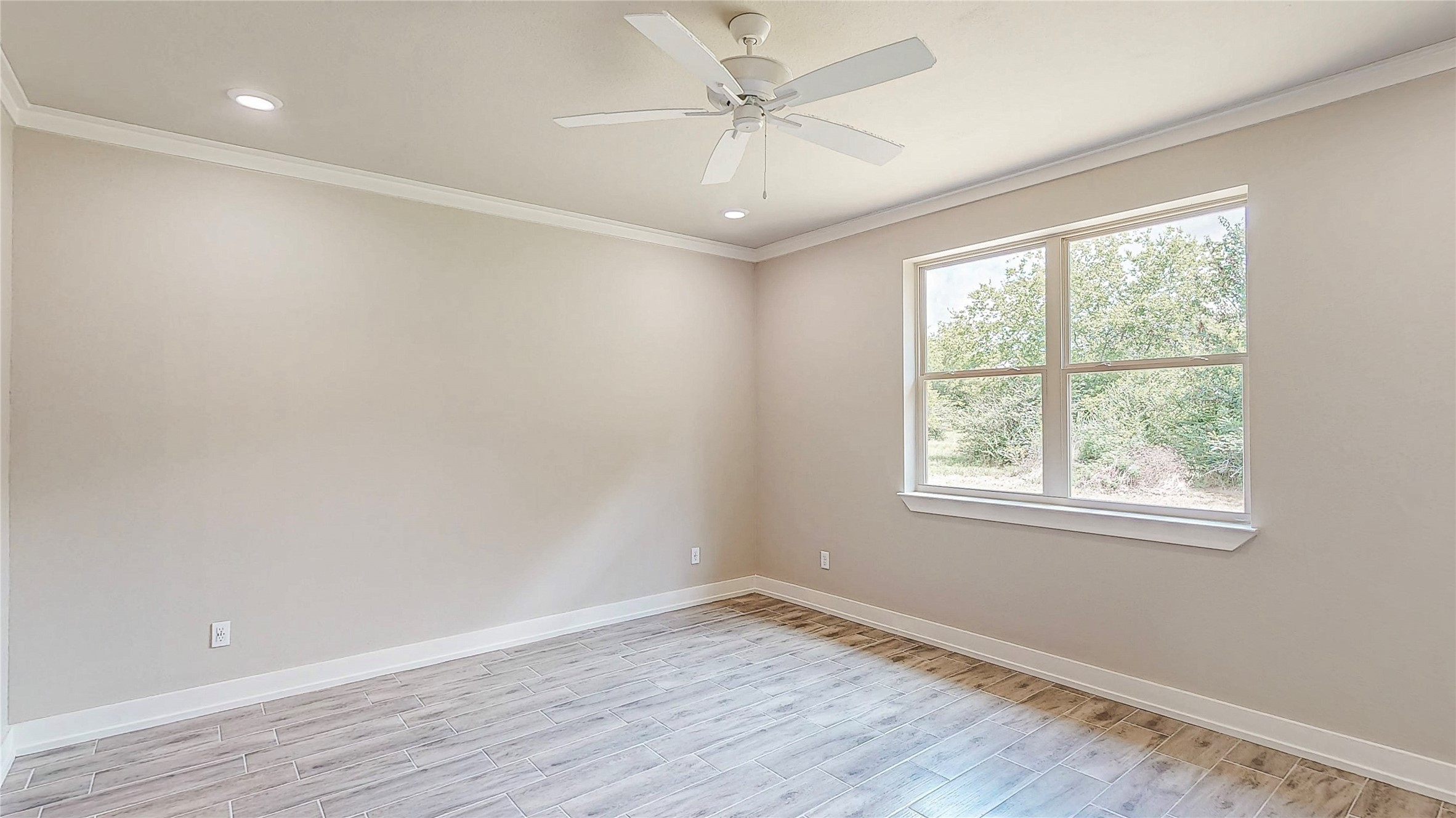 213 S Loveless Street