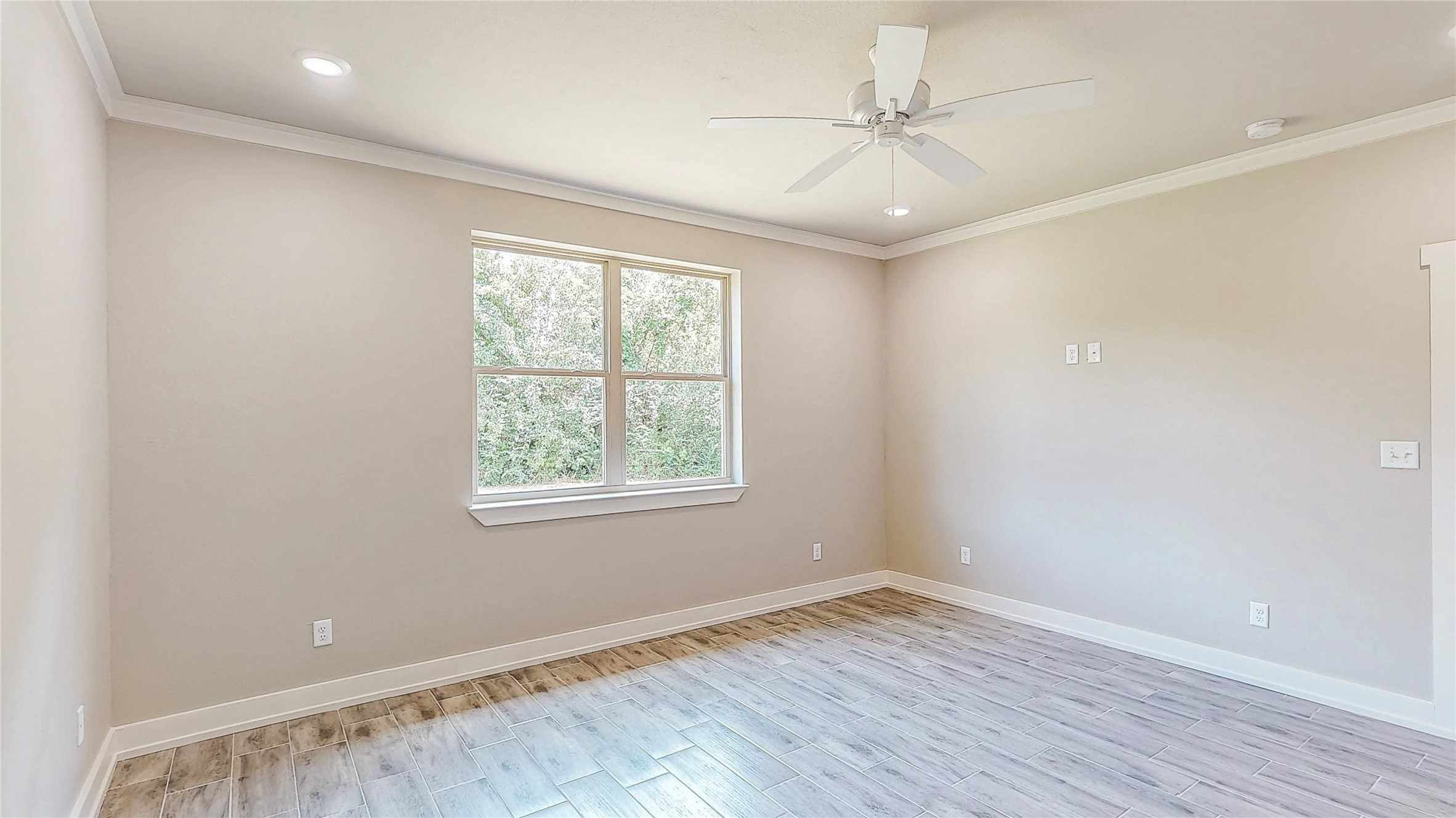 213 S Loveless Street