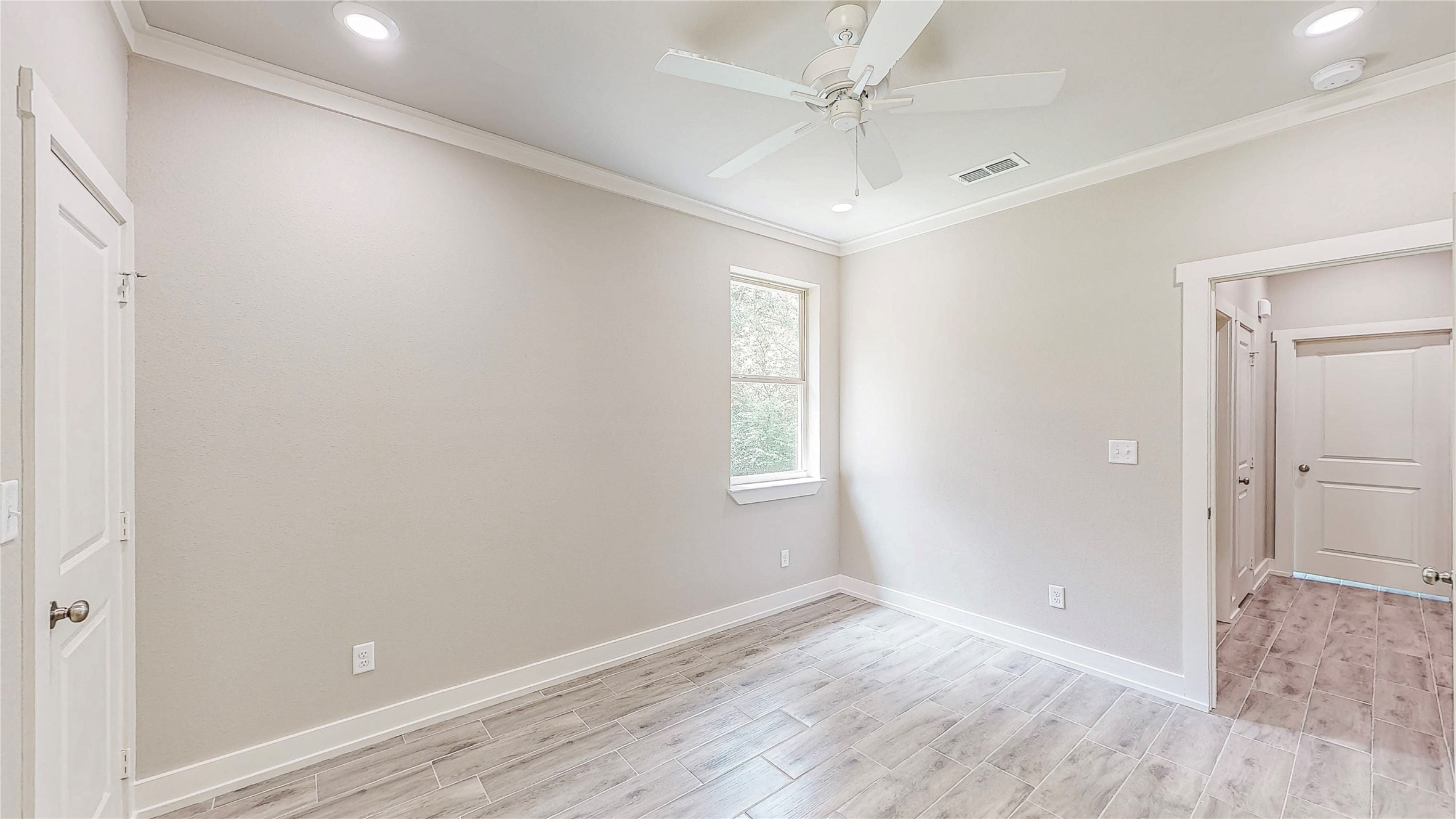 213 S Loveless Street