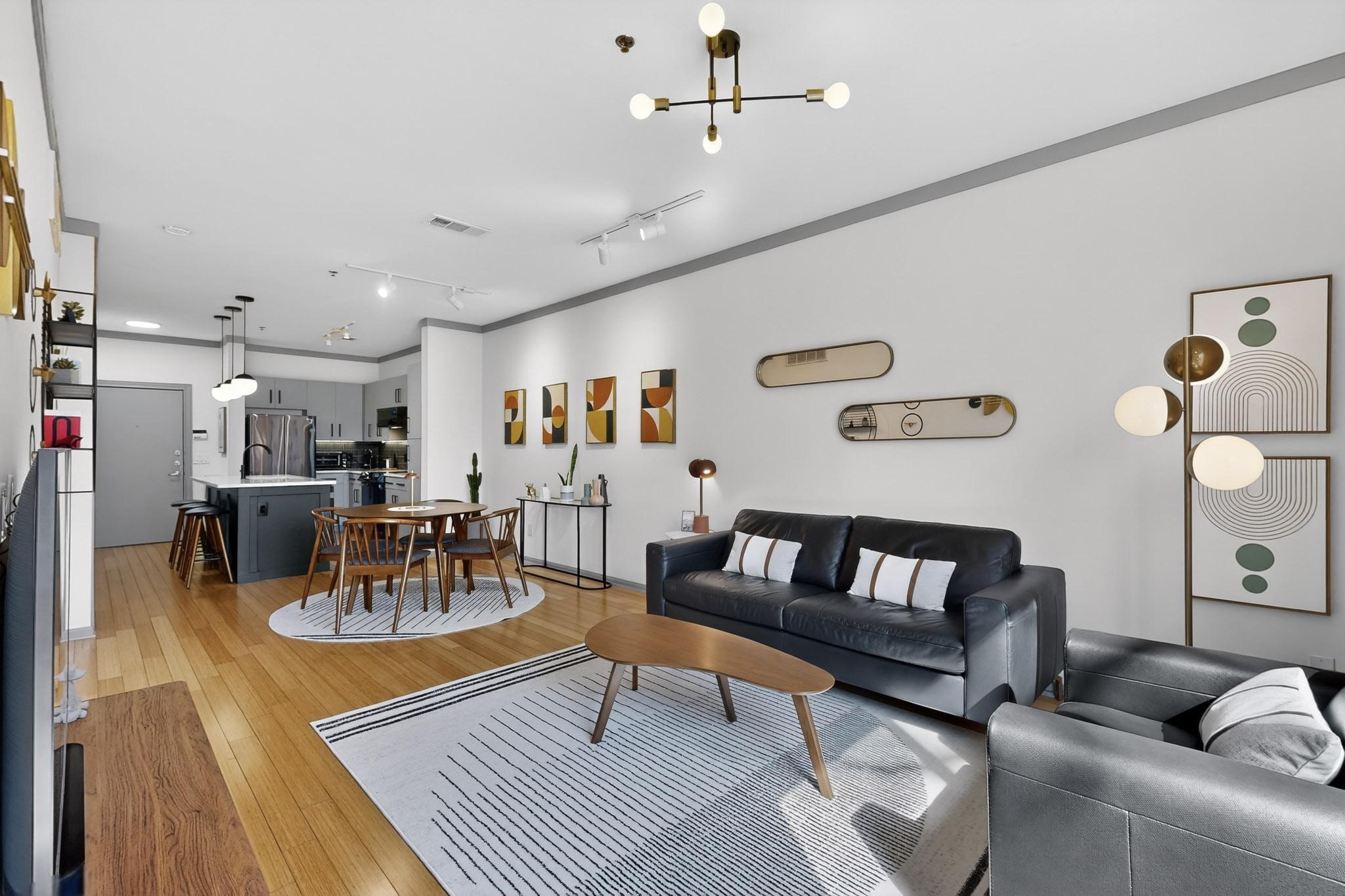 4111 Gilbert Avenue 108