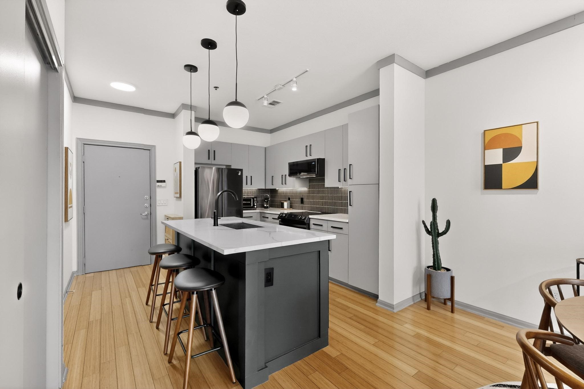 4111 Gilbert Avenue 108