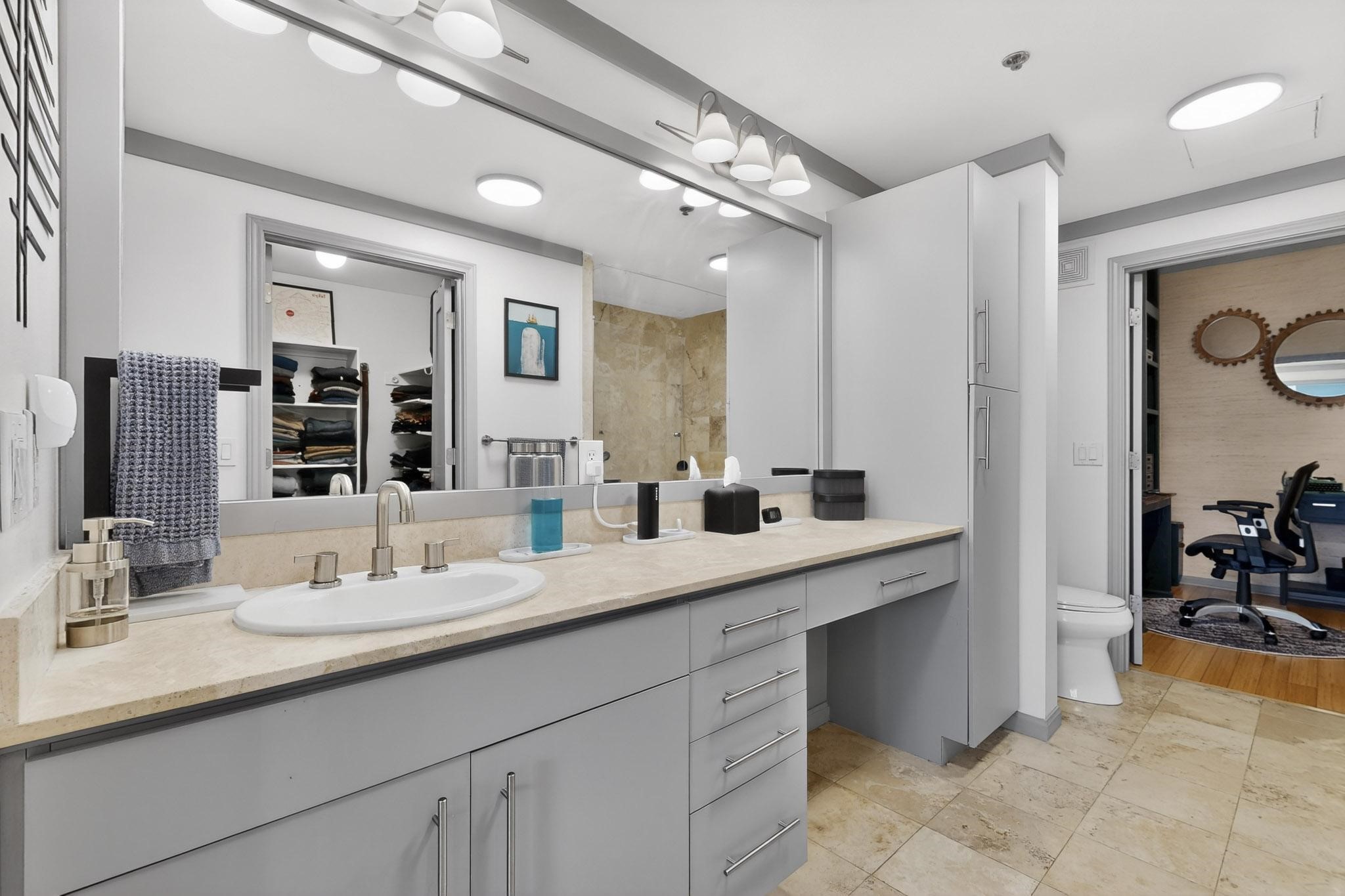 4111 Gilbert Avenue 108