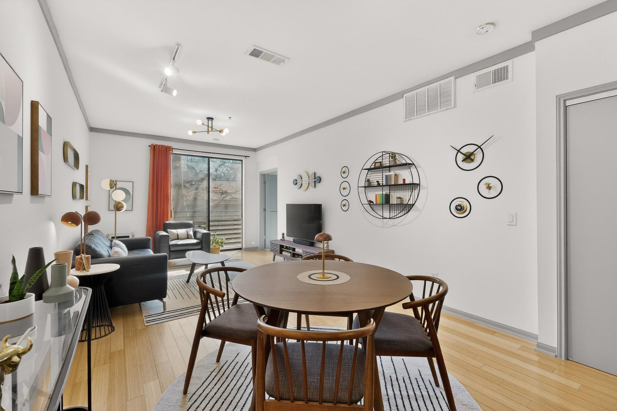 4111 Gilbert Avenue 108