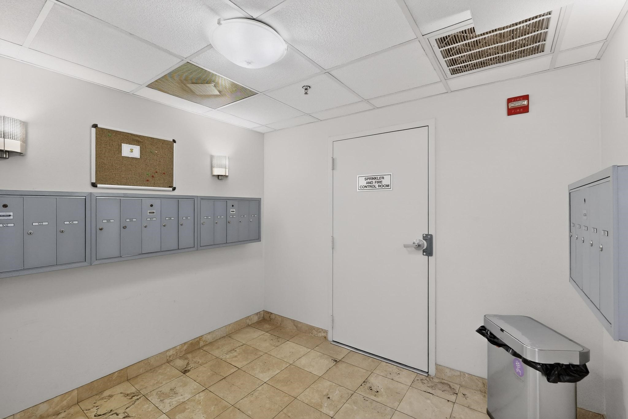 4111 Gilbert Avenue 108