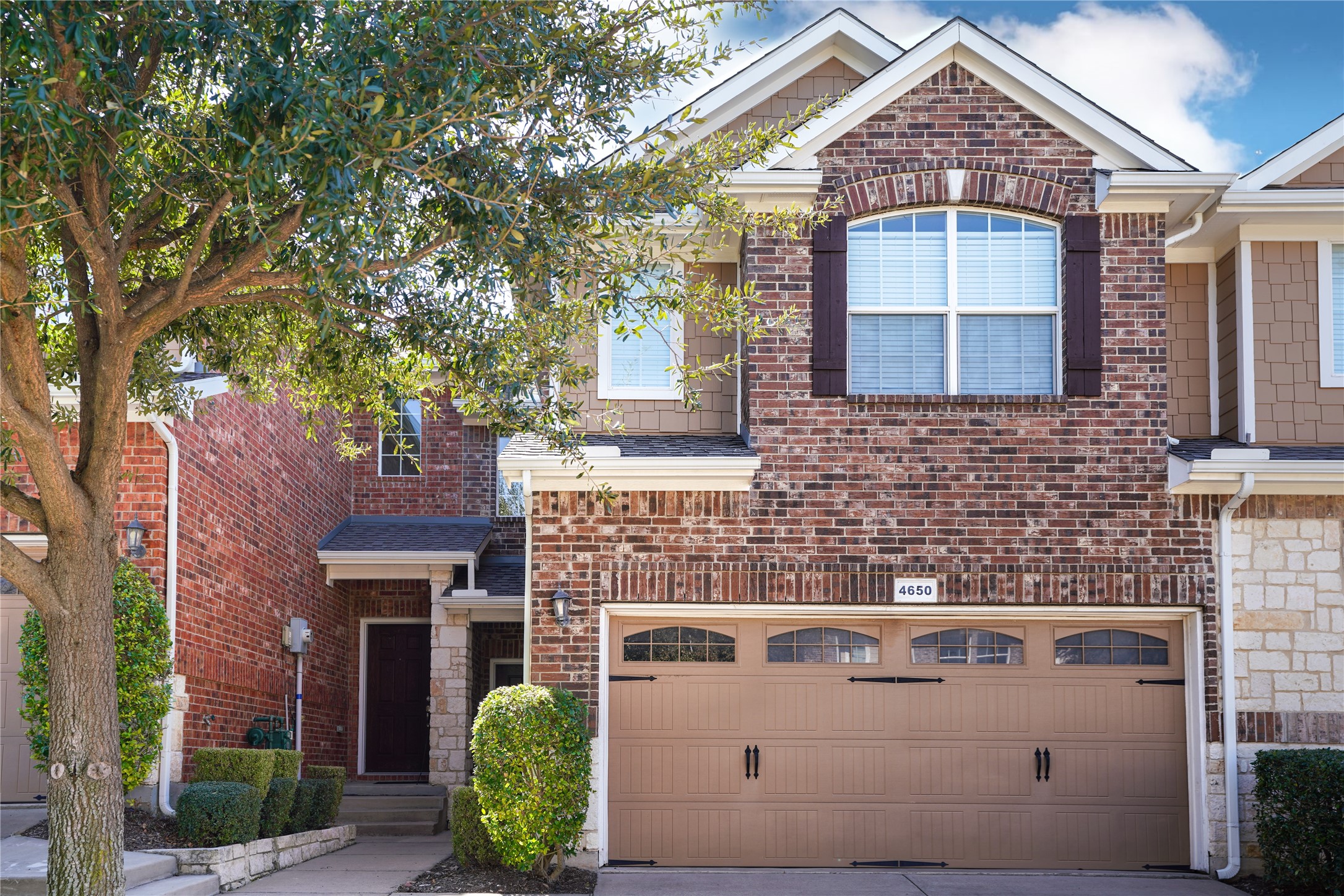 4650 Penelope Lane
