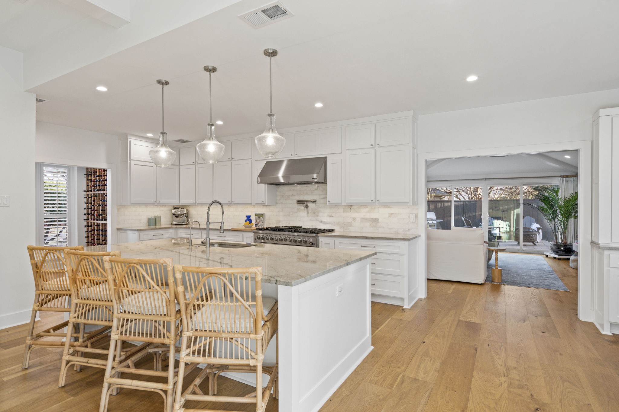 7211 Pleasant View Drive