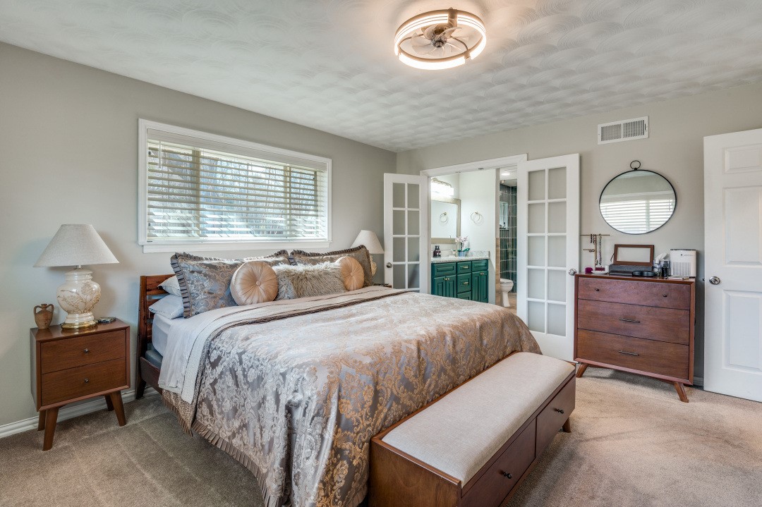 532 W Five Mile Parkway