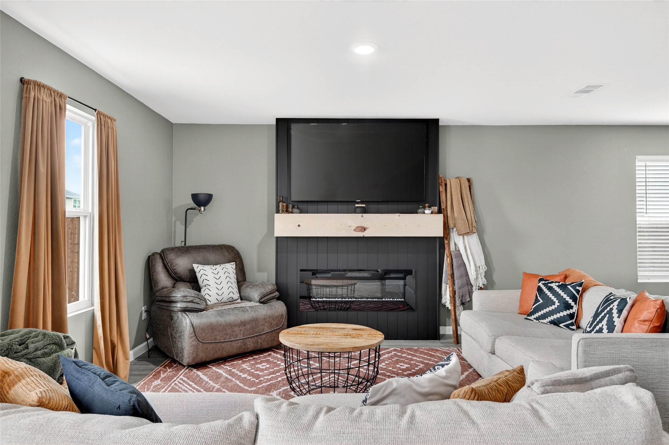 821 Sugartree Drive