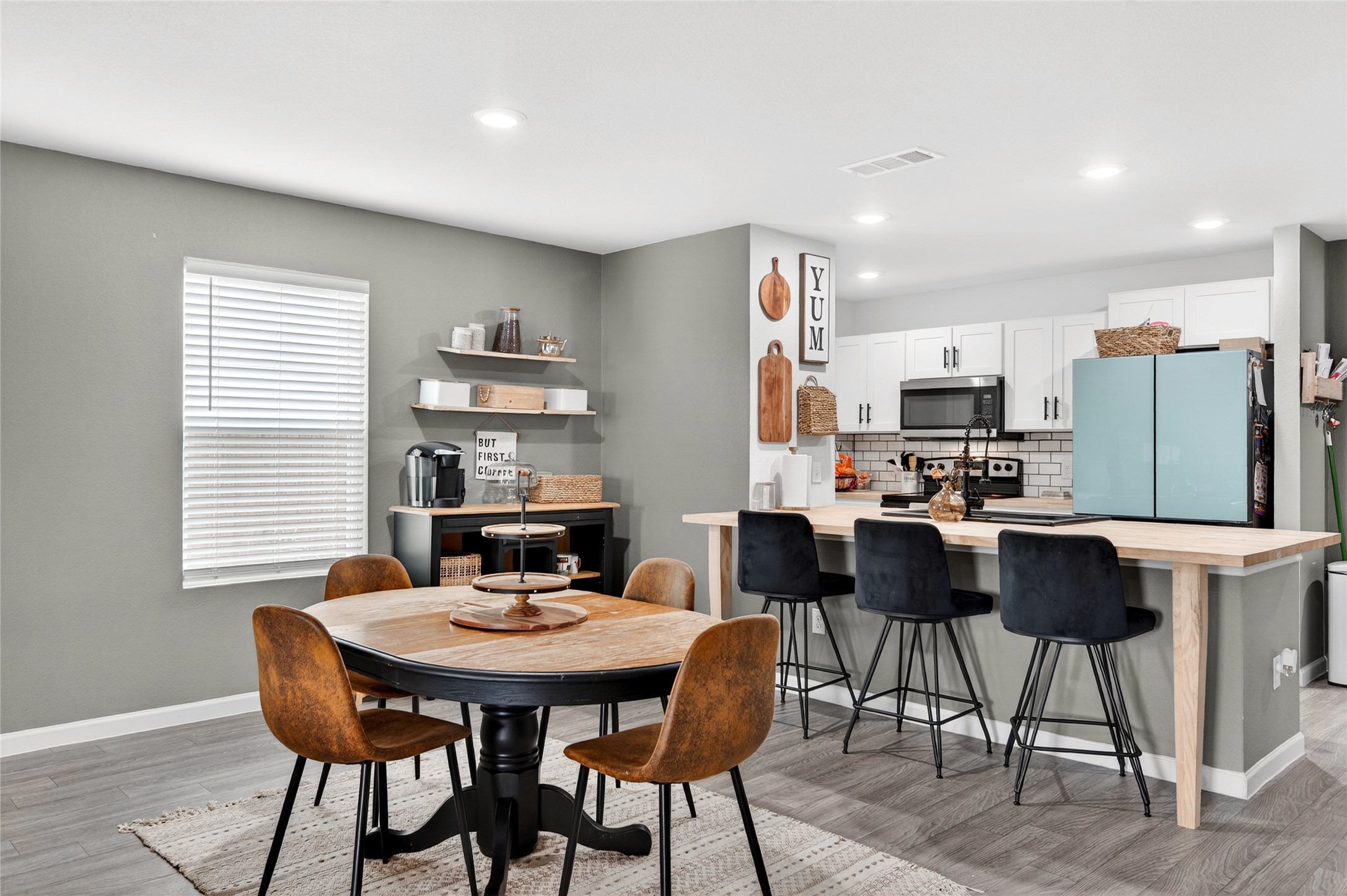 821 Sugartree Drive