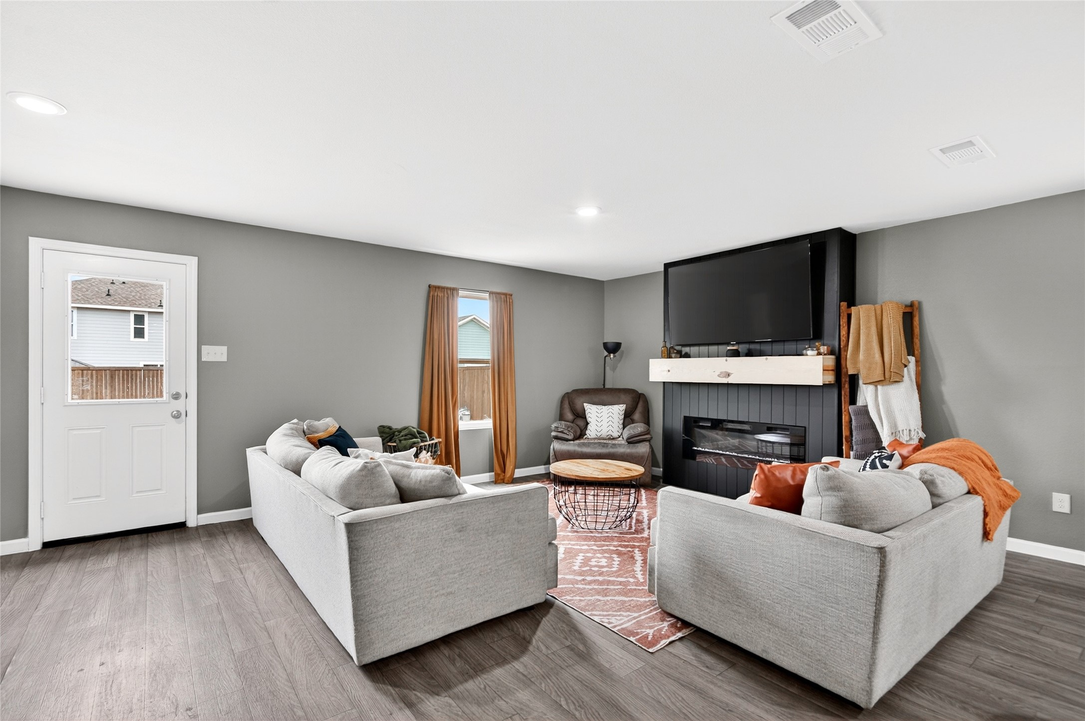 821 Sugartree Drive