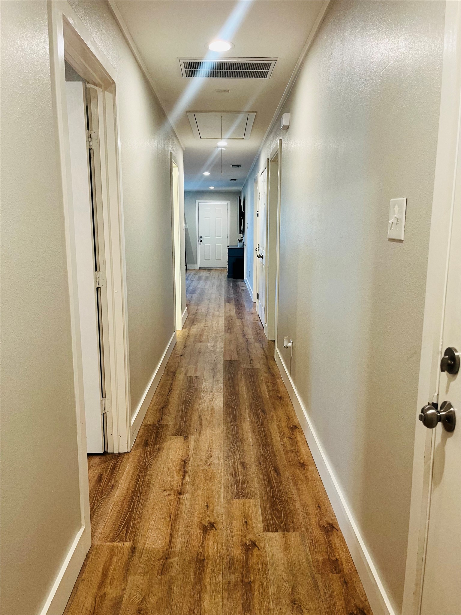 2840 Oakdale