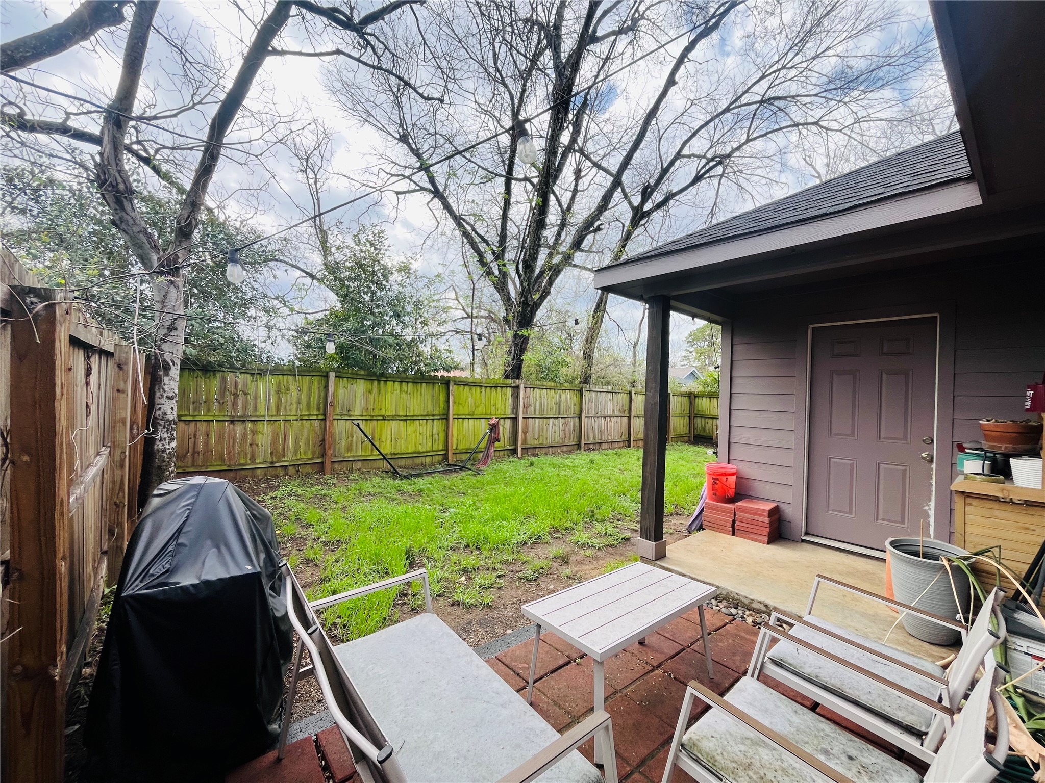 2840 Oakdale