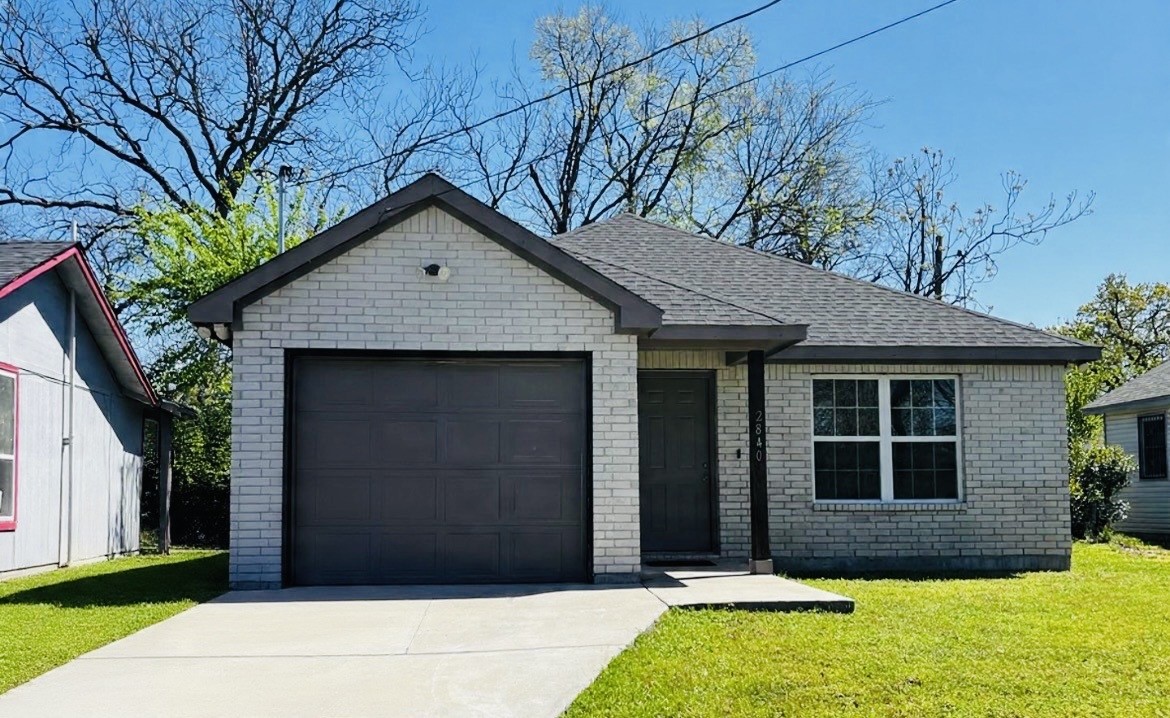 2840 Oakdale