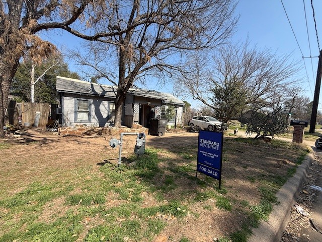 4608 Blackstone