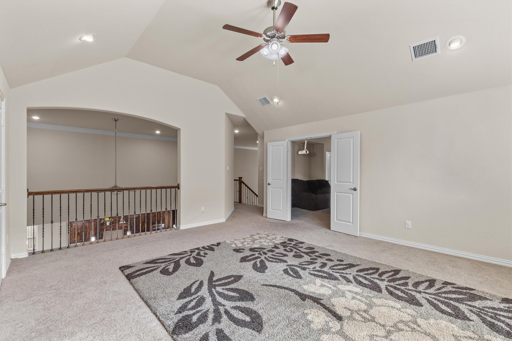10611 Ferdinand View