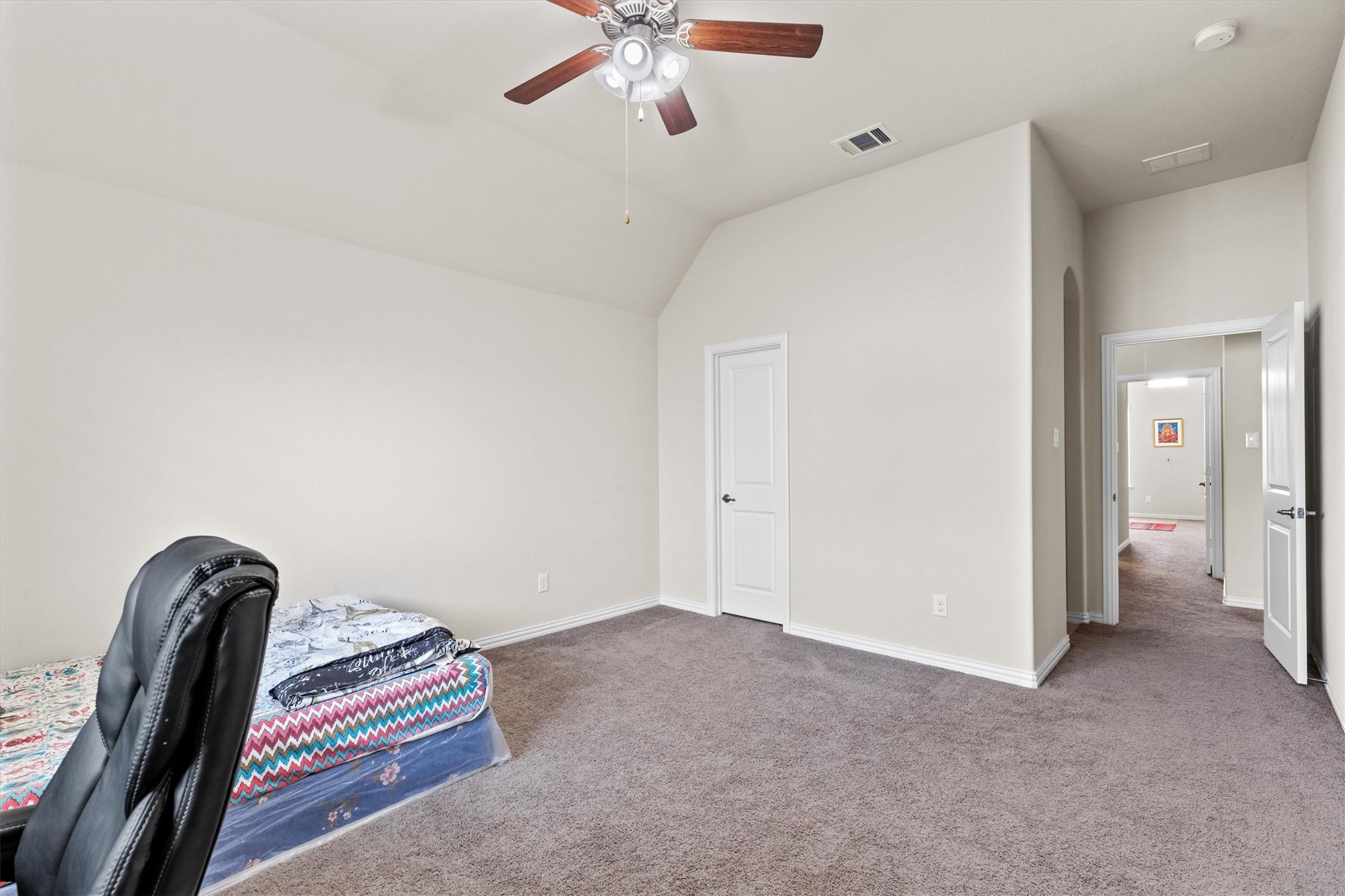 10611 Ferdinand View