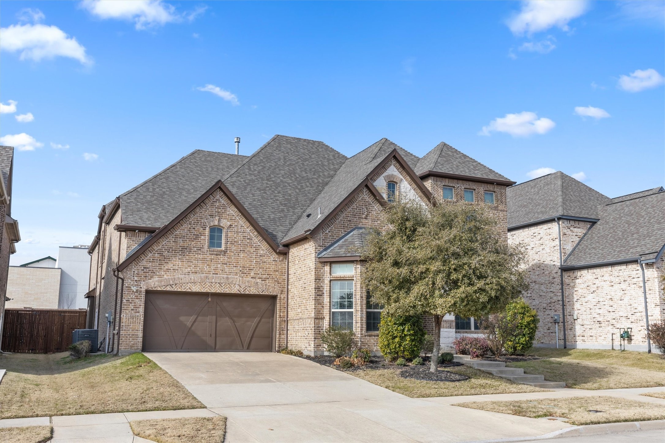 10611 Ferdinand View