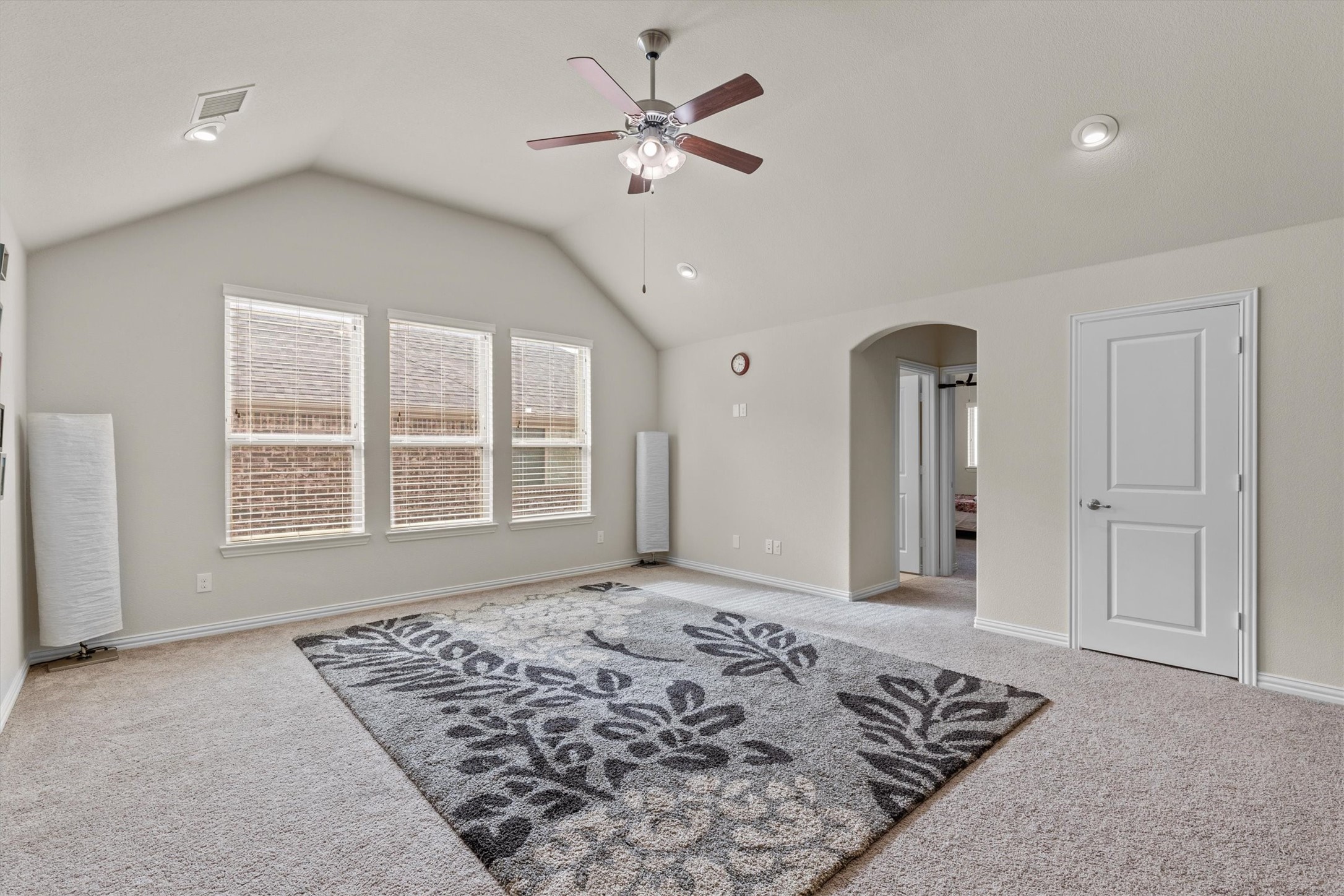 10611 Ferdinand View