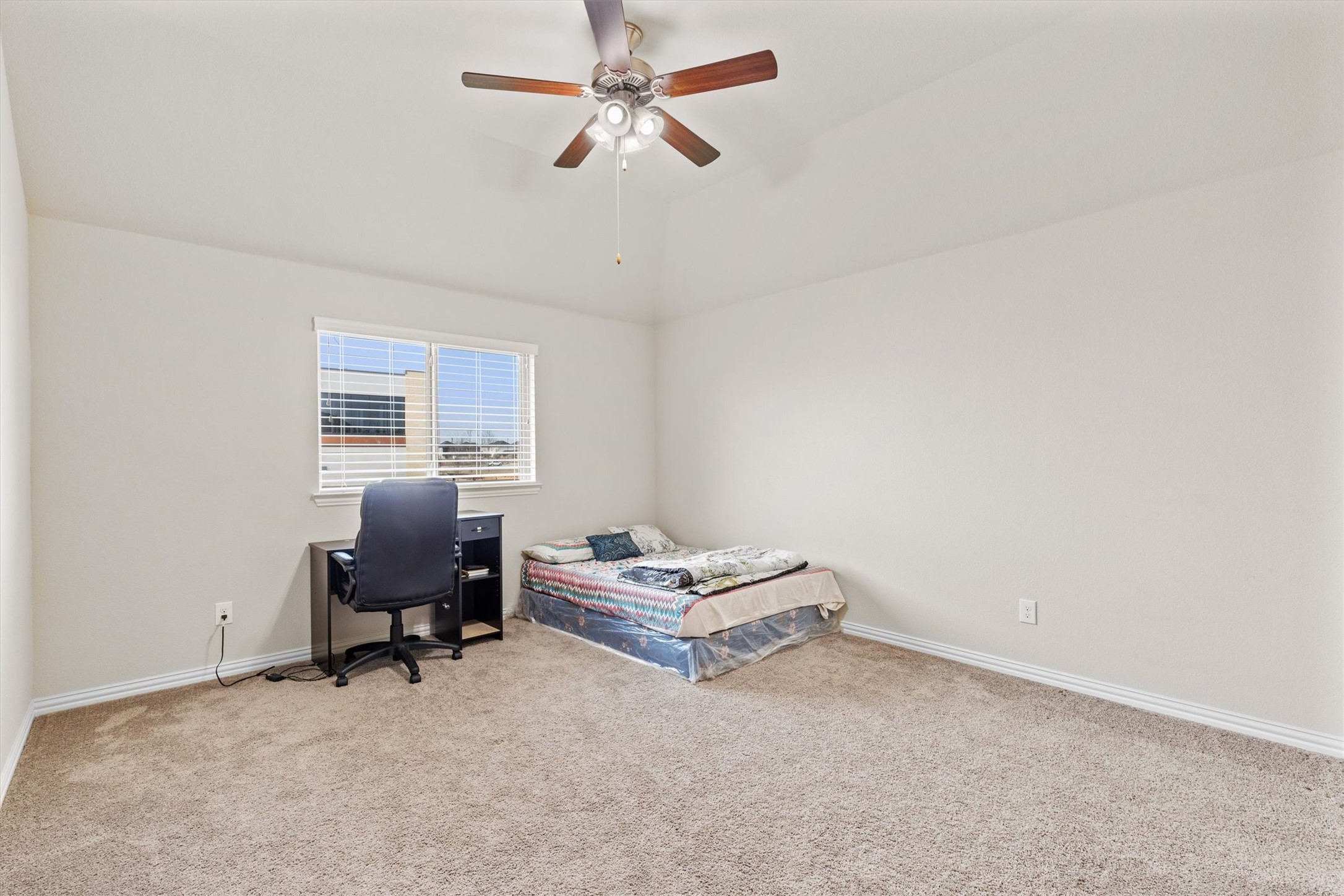 10611 Ferdinand View