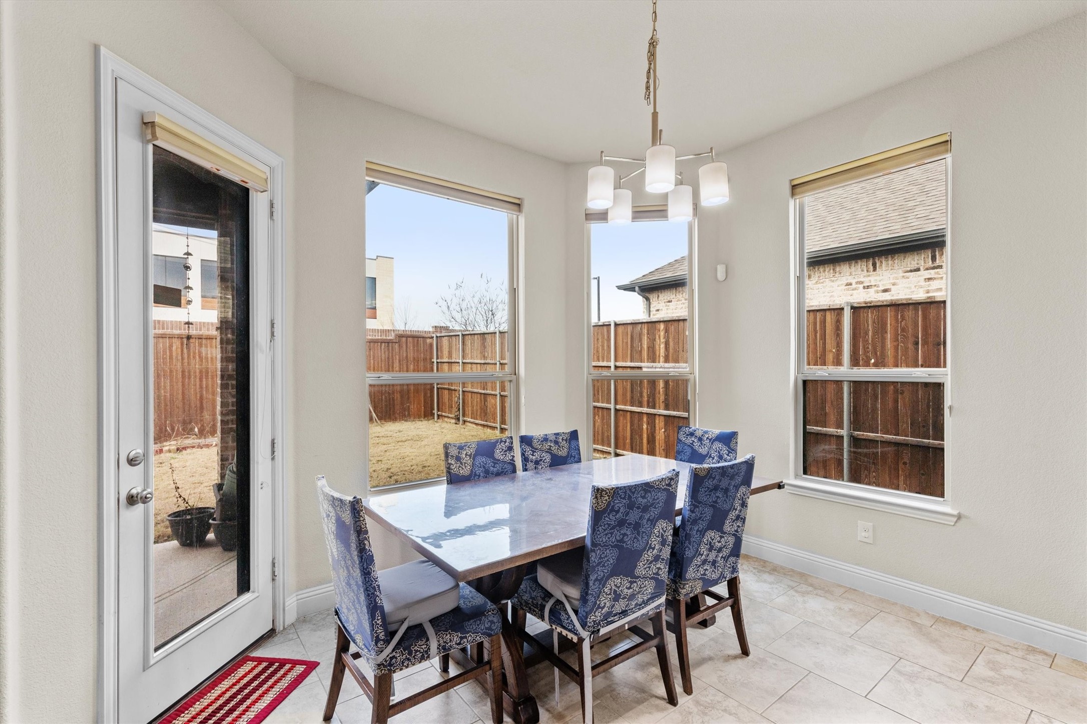 10611 Ferdinand View