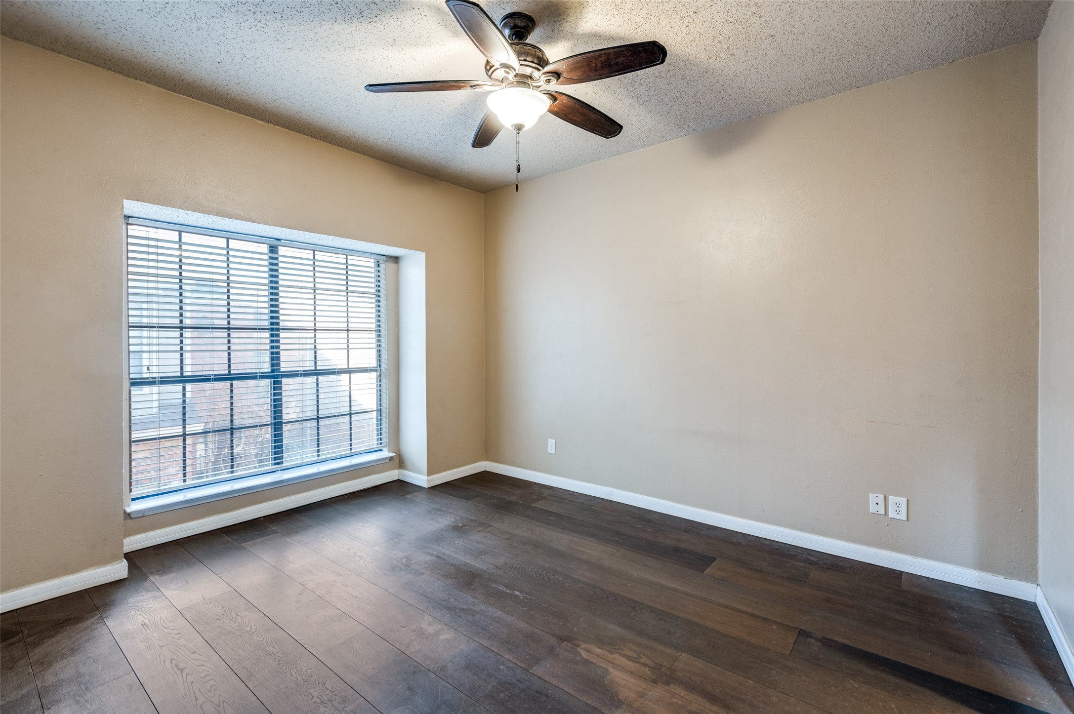 5619 Preston Oaks Road 805