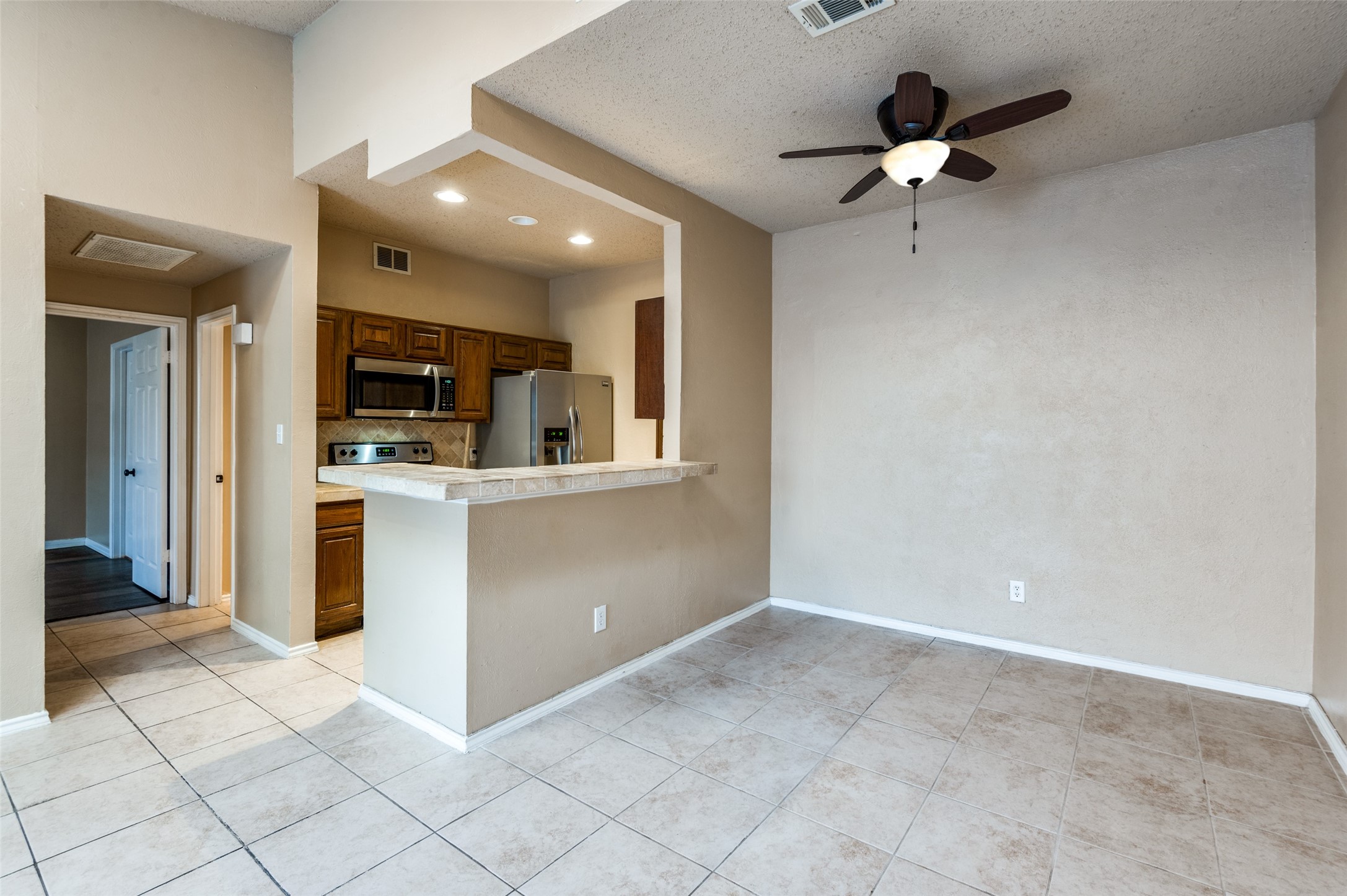 5619 Preston Oaks Road 805