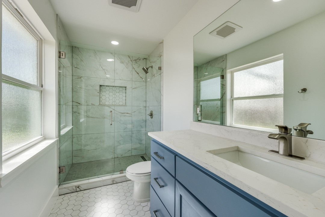 1223 Donna Drive