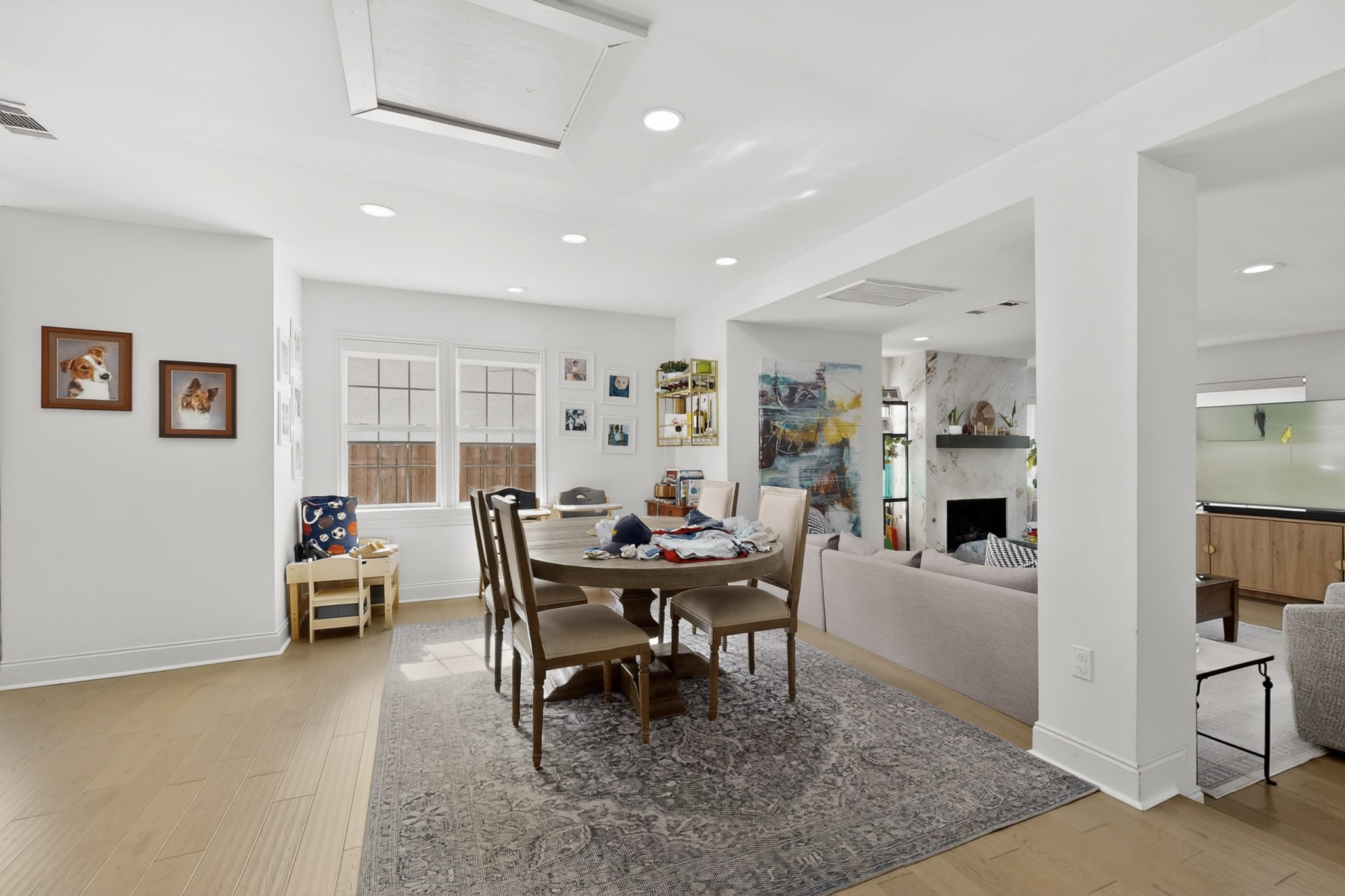 6130 Lakeshore Drive