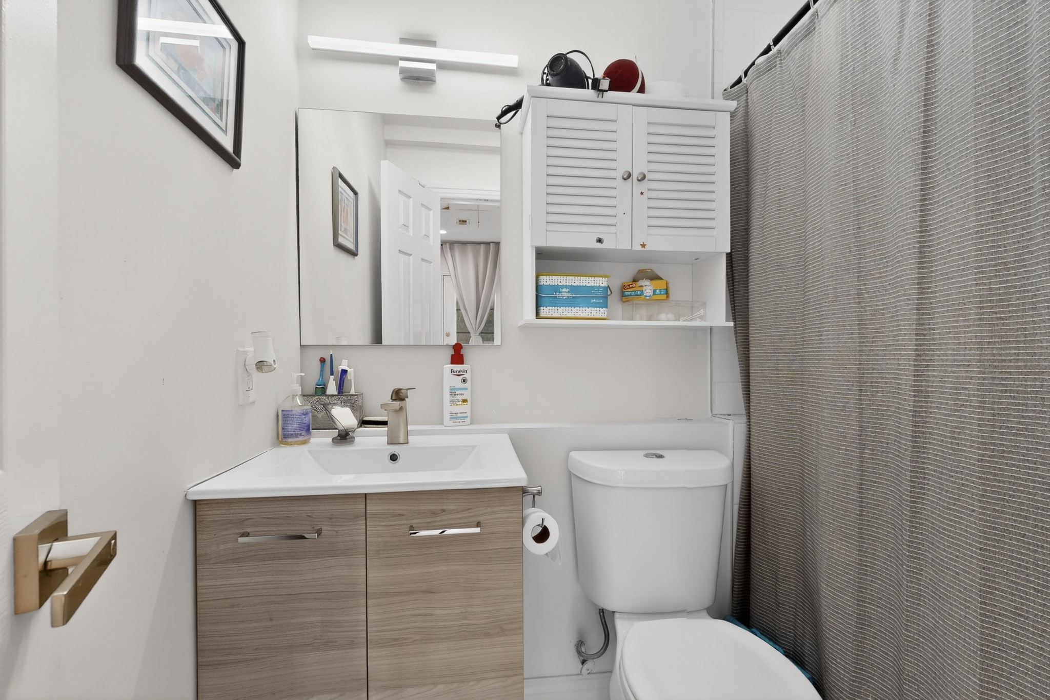 6130 Lakeshore Drive