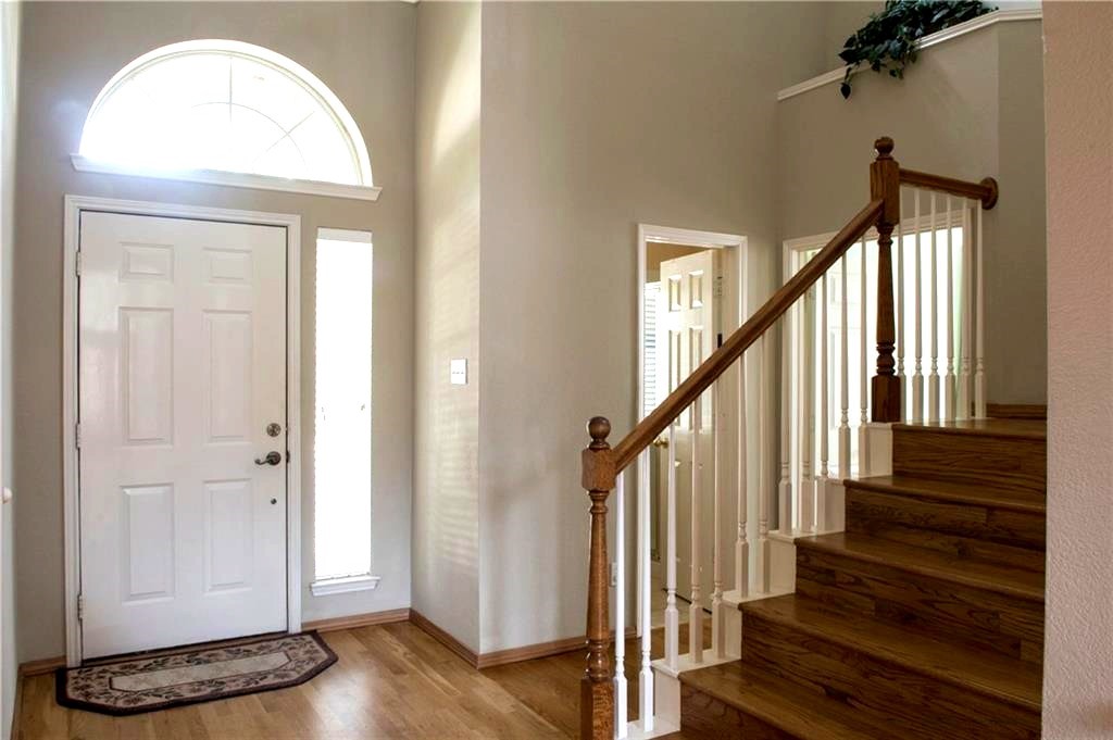2027 Saint Anne Drive
