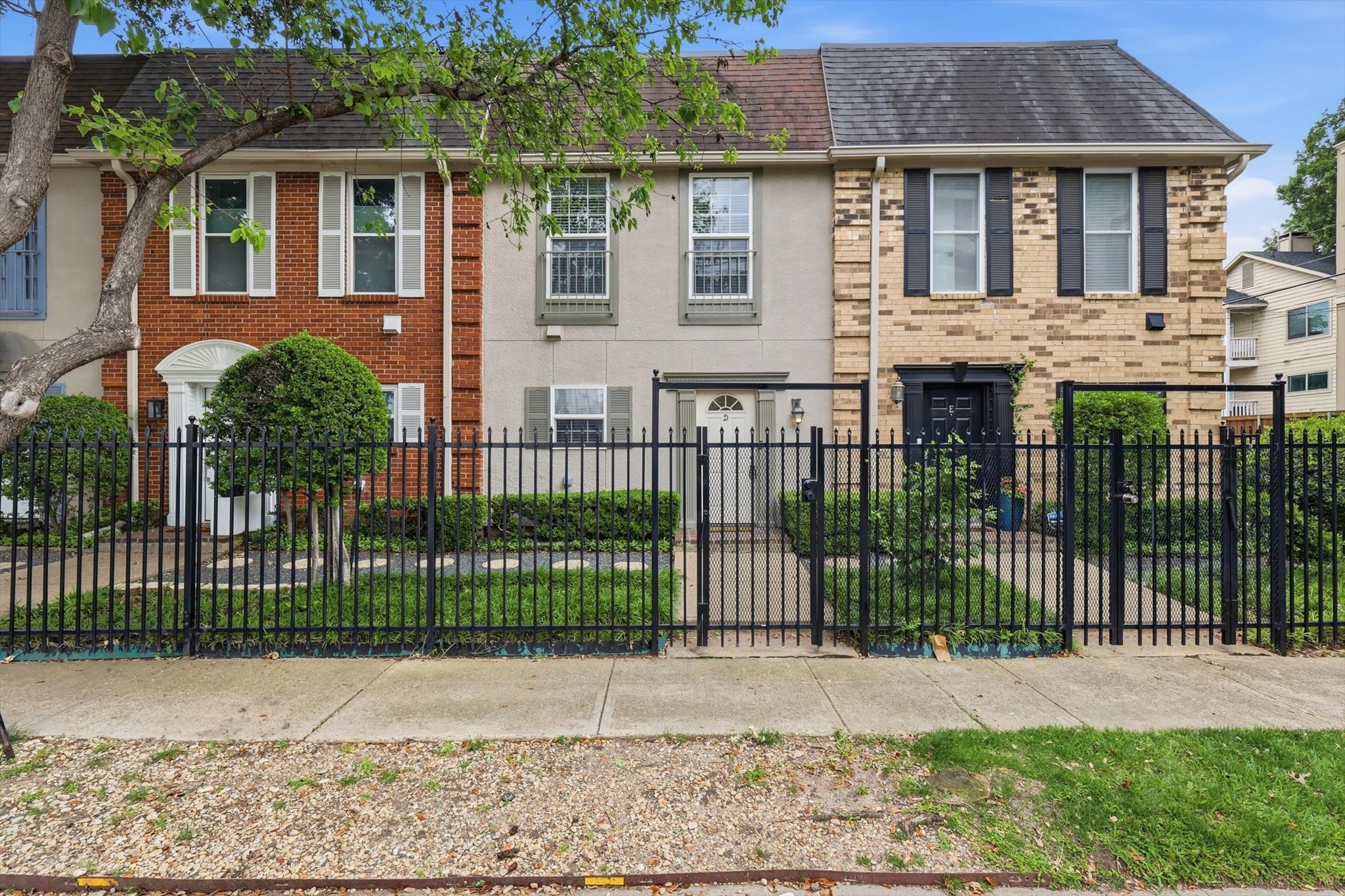 2727 Shelby Avenue D