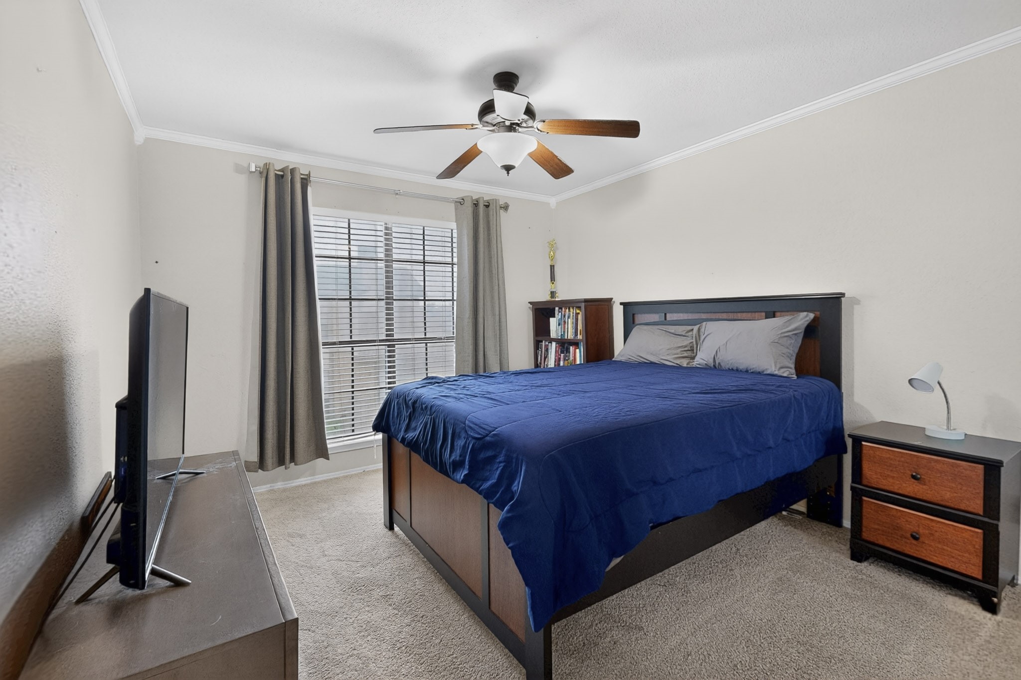 330 W Harwood Road D