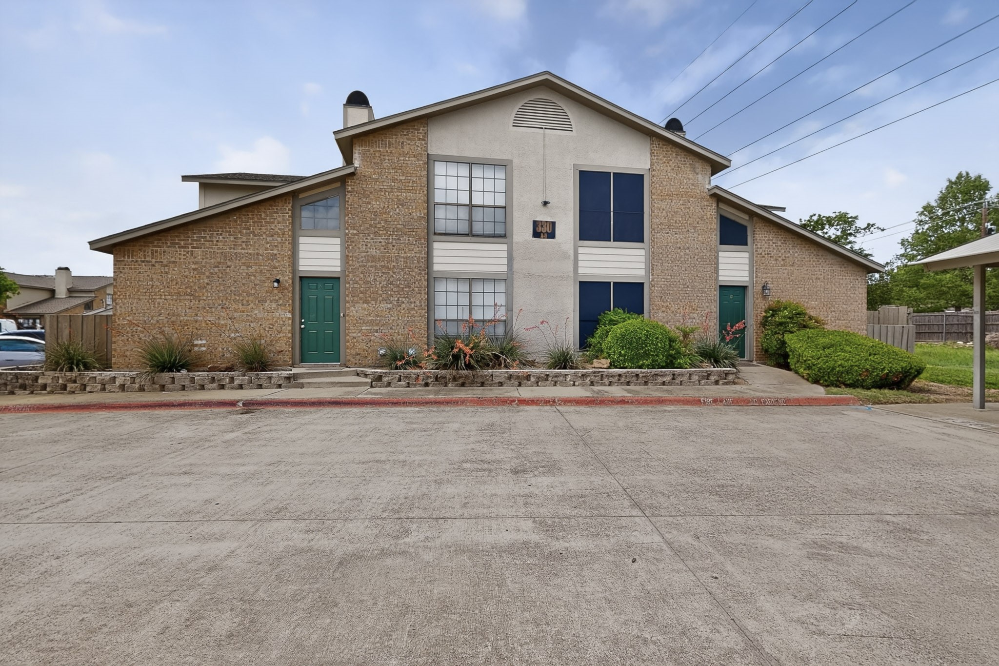 330 W Harwood Road D