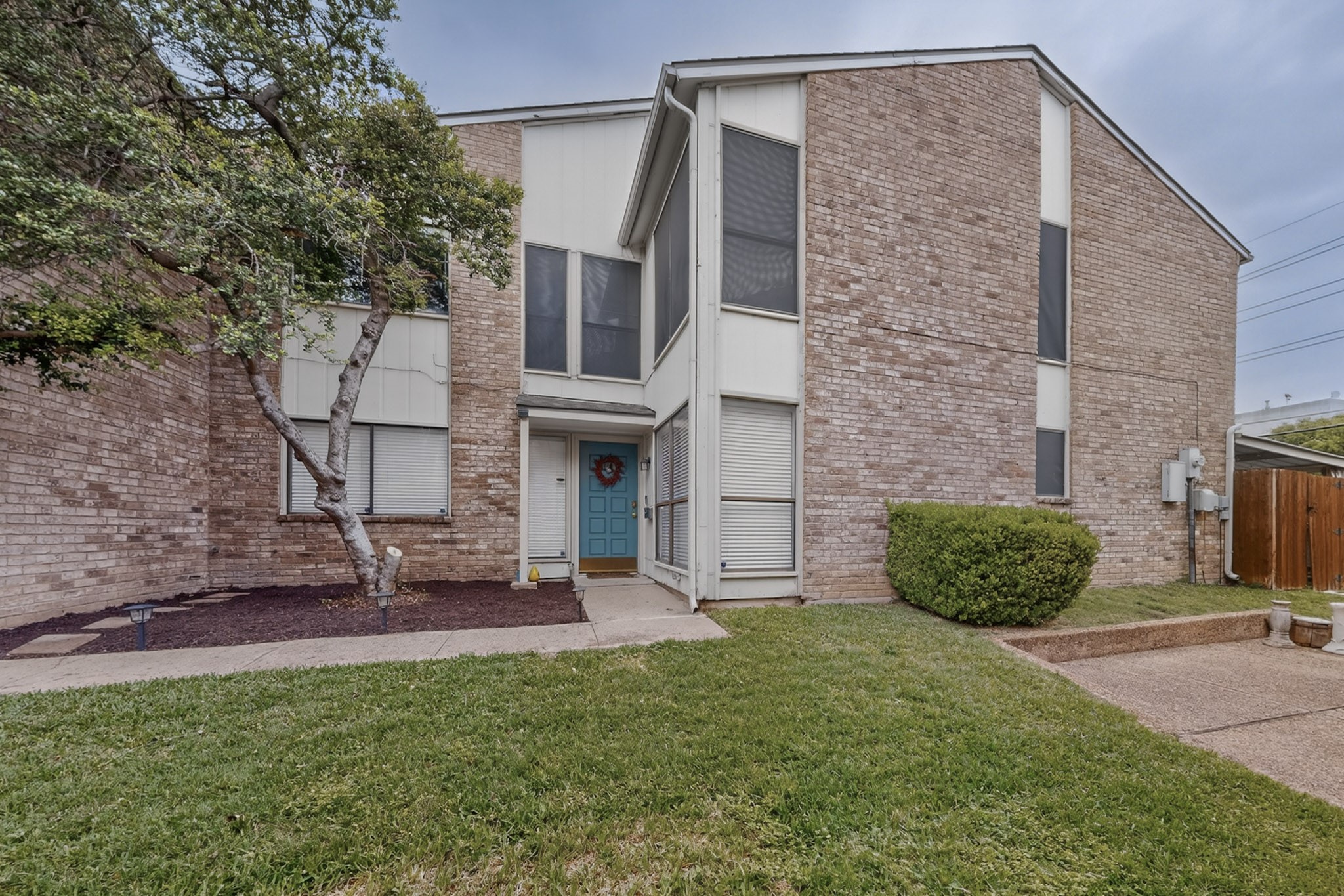 2208 Salem Drive