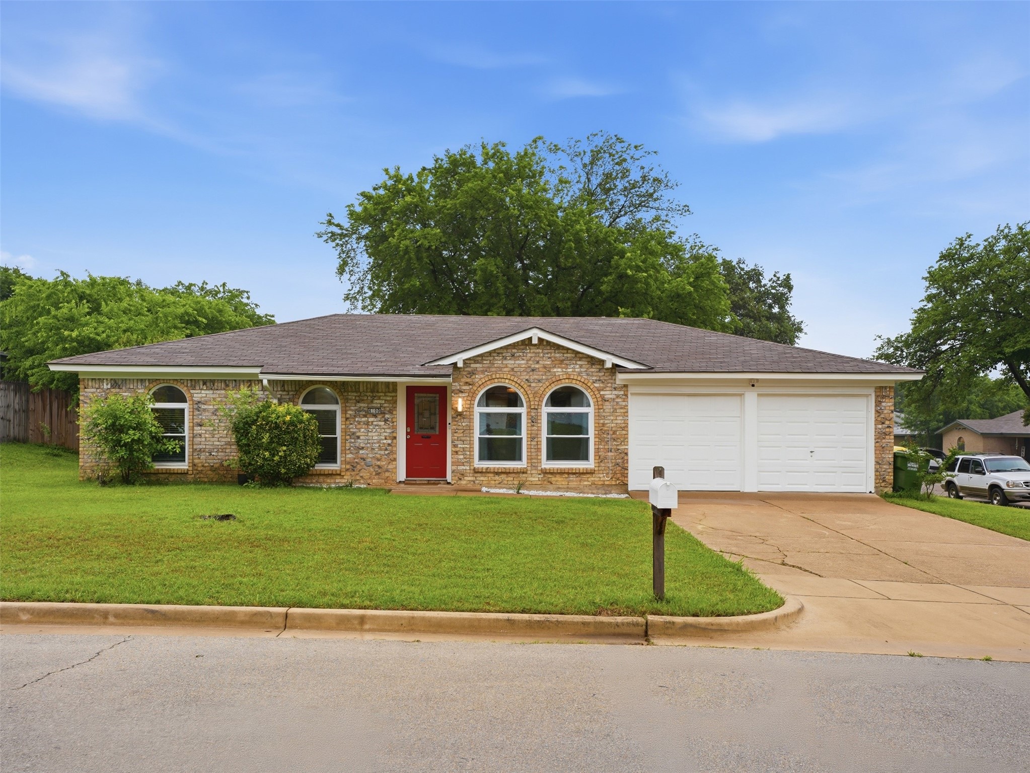 6100 Melody Lane