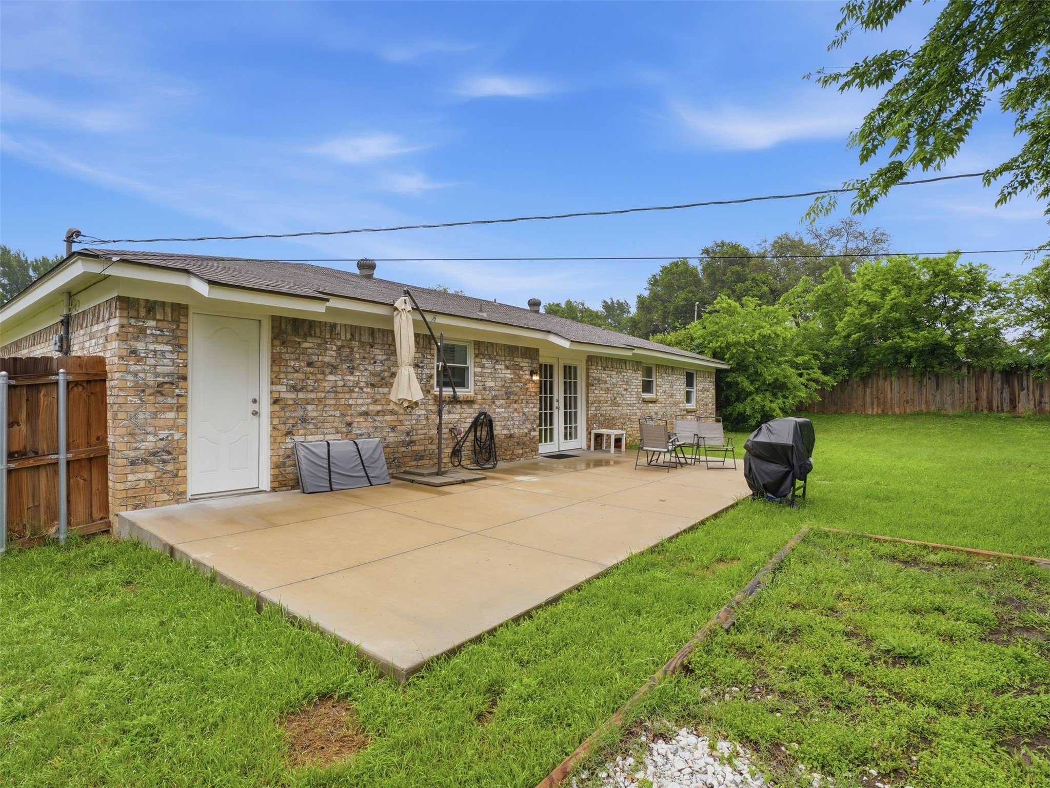 6100 Melody Lane