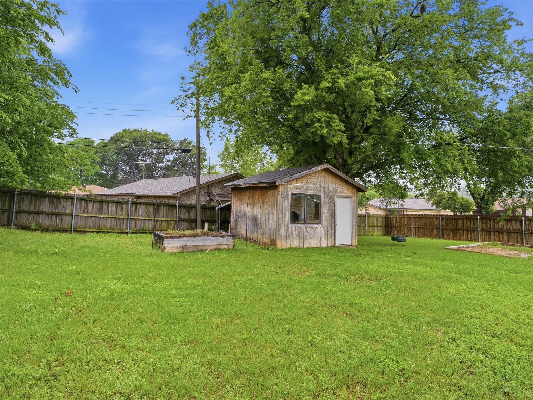 6100 Melody Lane