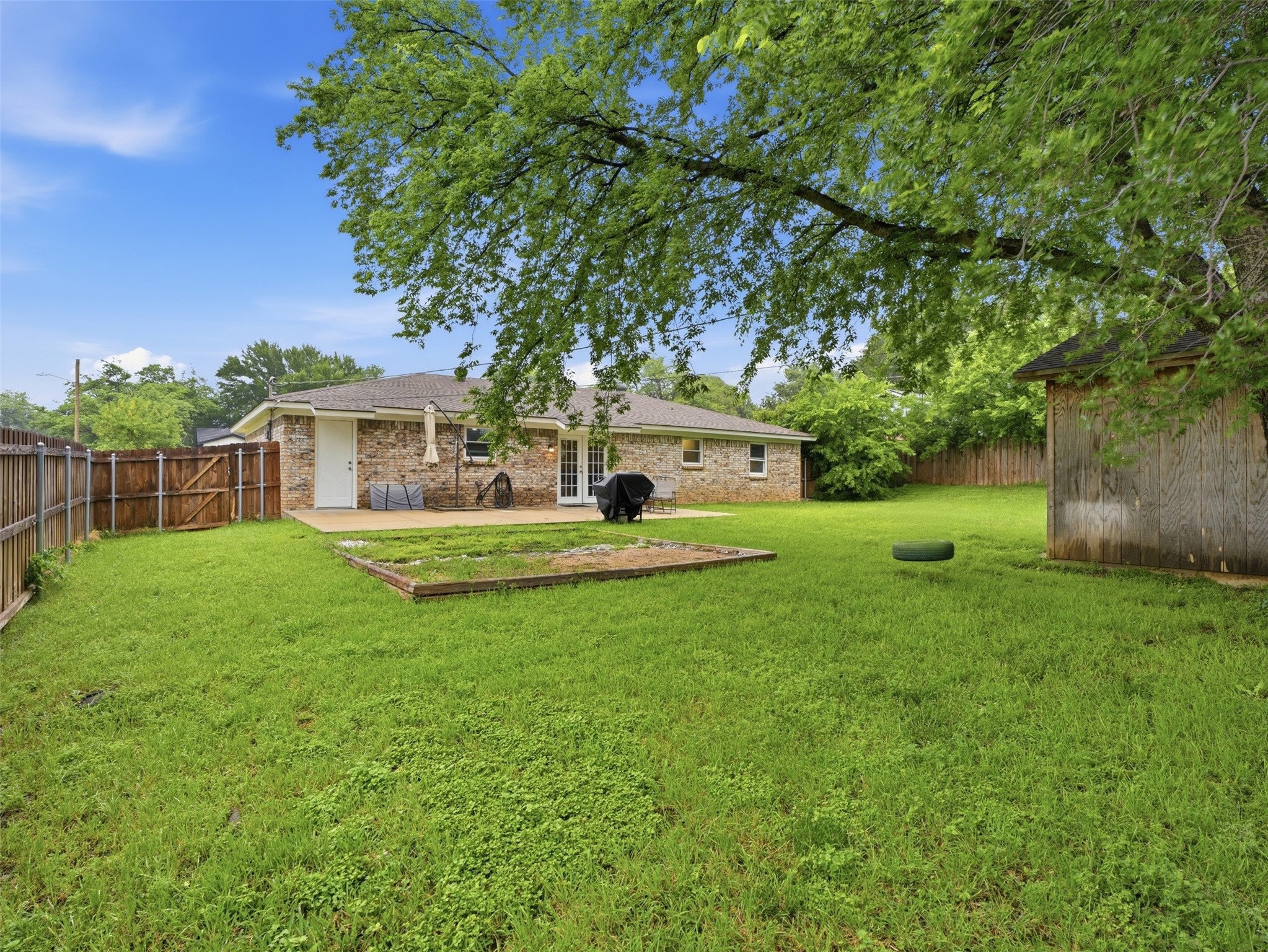 6100 Melody Lane