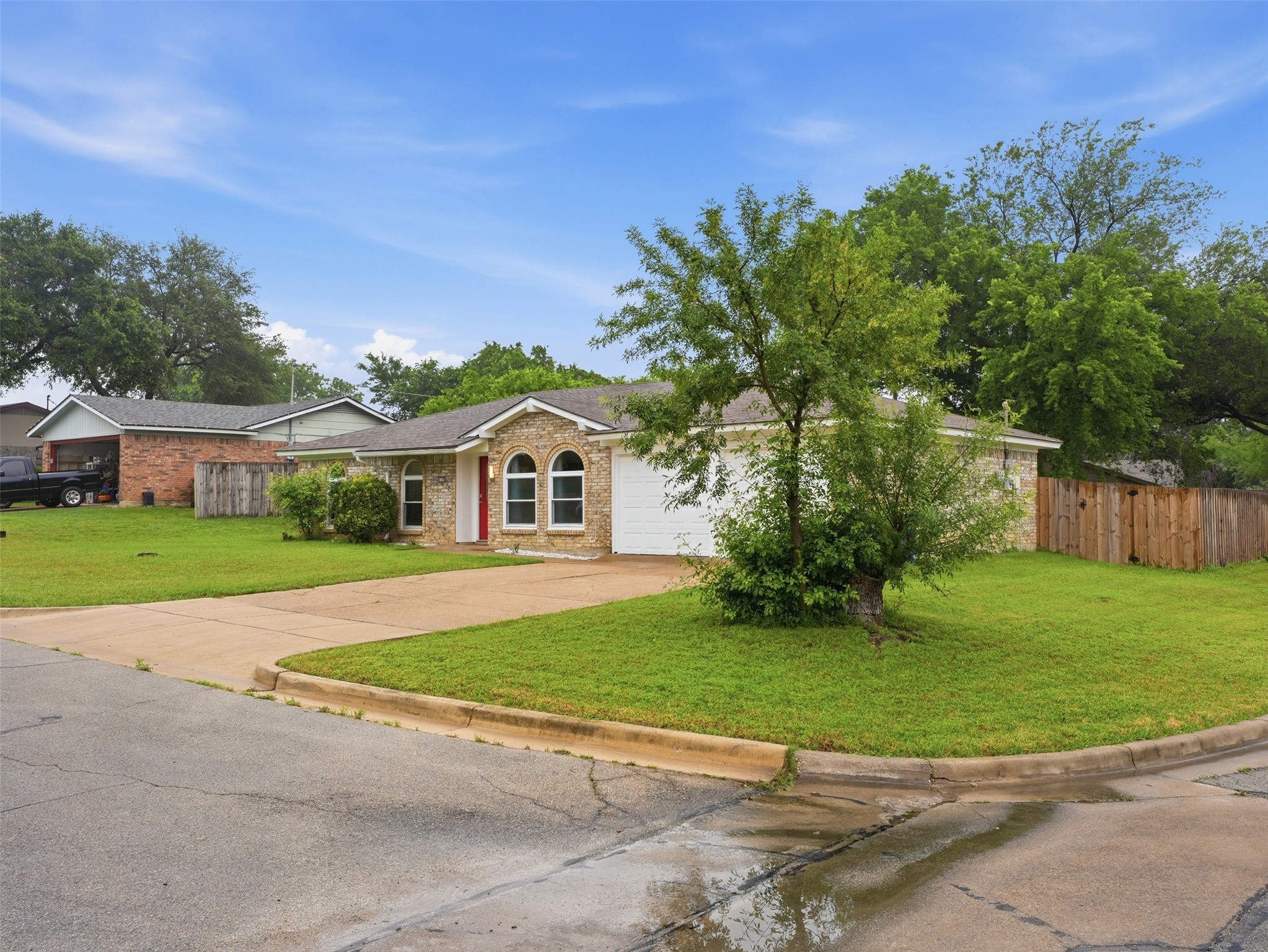 6100 Melody Lane