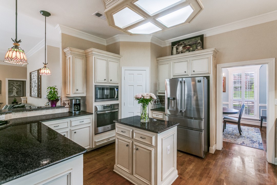 4633 Charles Place