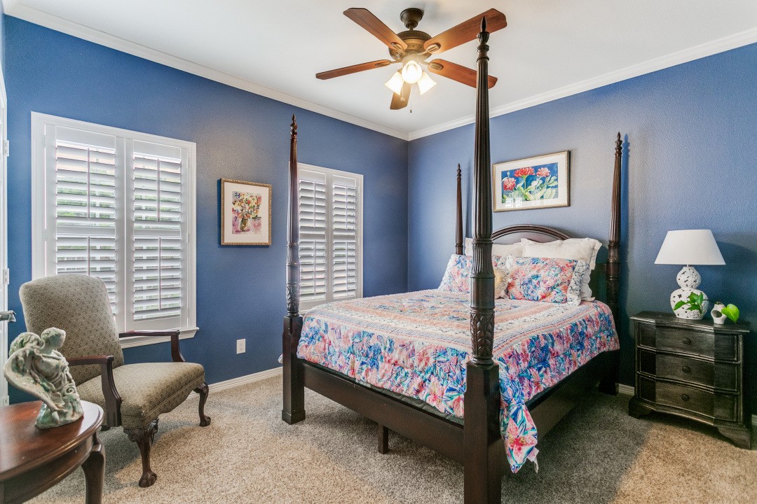 4633 Charles Place